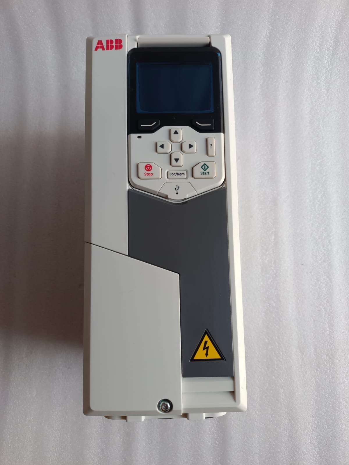 A06B-6096-H207 FANUC SERVO AMPLIFIER MODULE A06B6096H207 thumbnail 1665