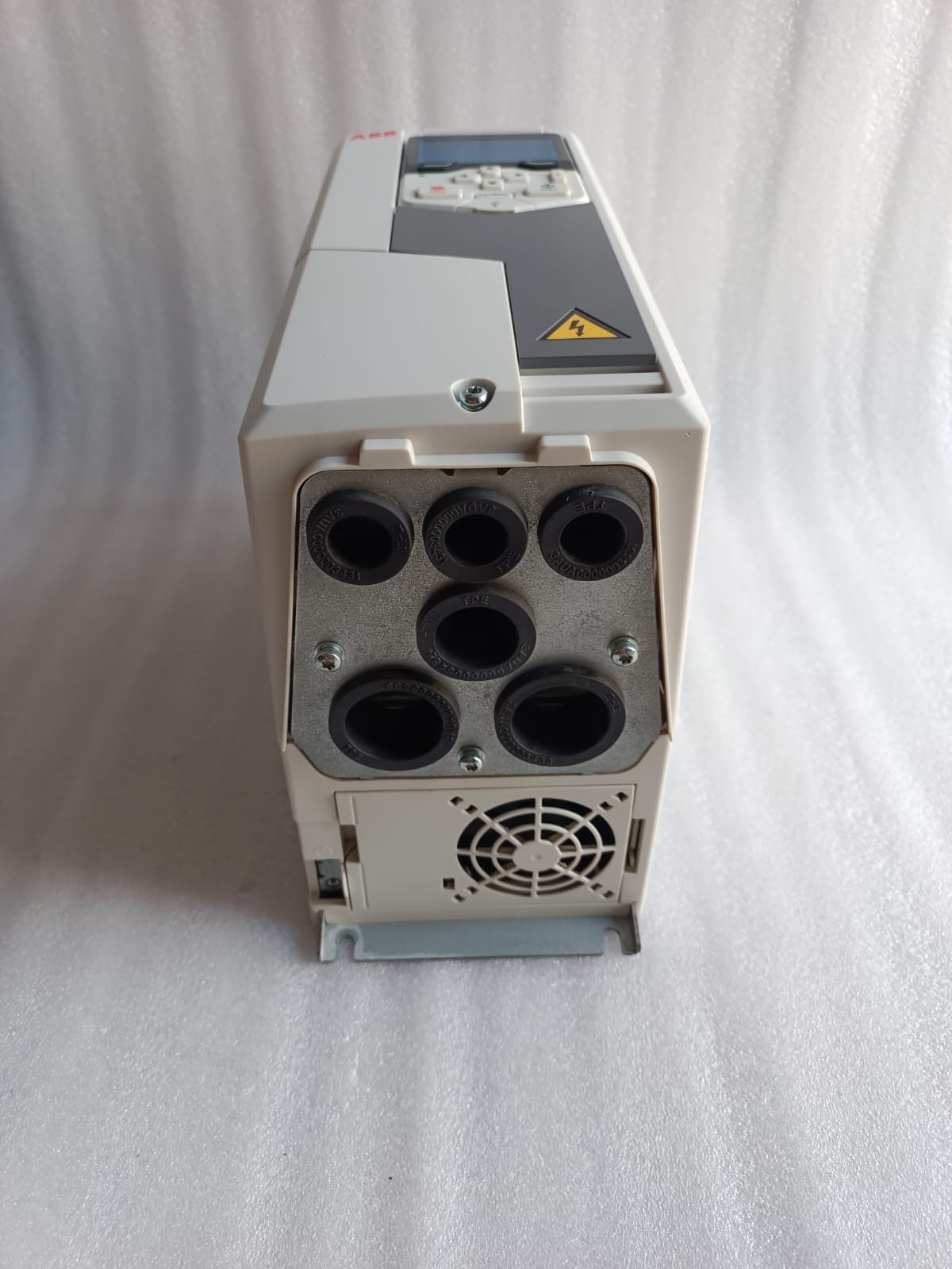 A06B-6096-H207 FANUC SERVO AMPLIFIER MODULE A06B6096H207 thumbnail 1672