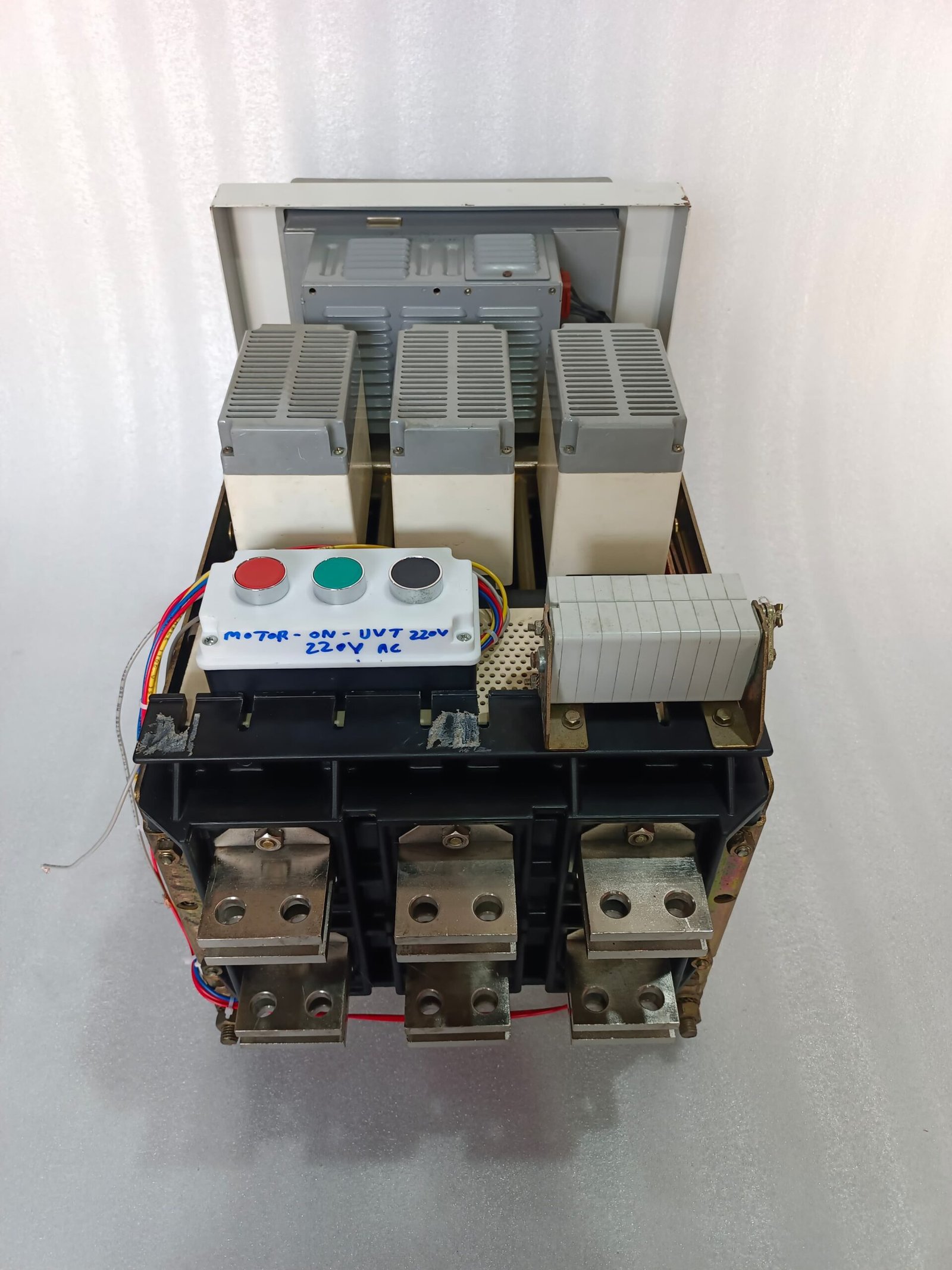 A06B-6096-H207 FANUC SERVO AMPLIFIER MODULE A06B6096H207 thumbnail 3670