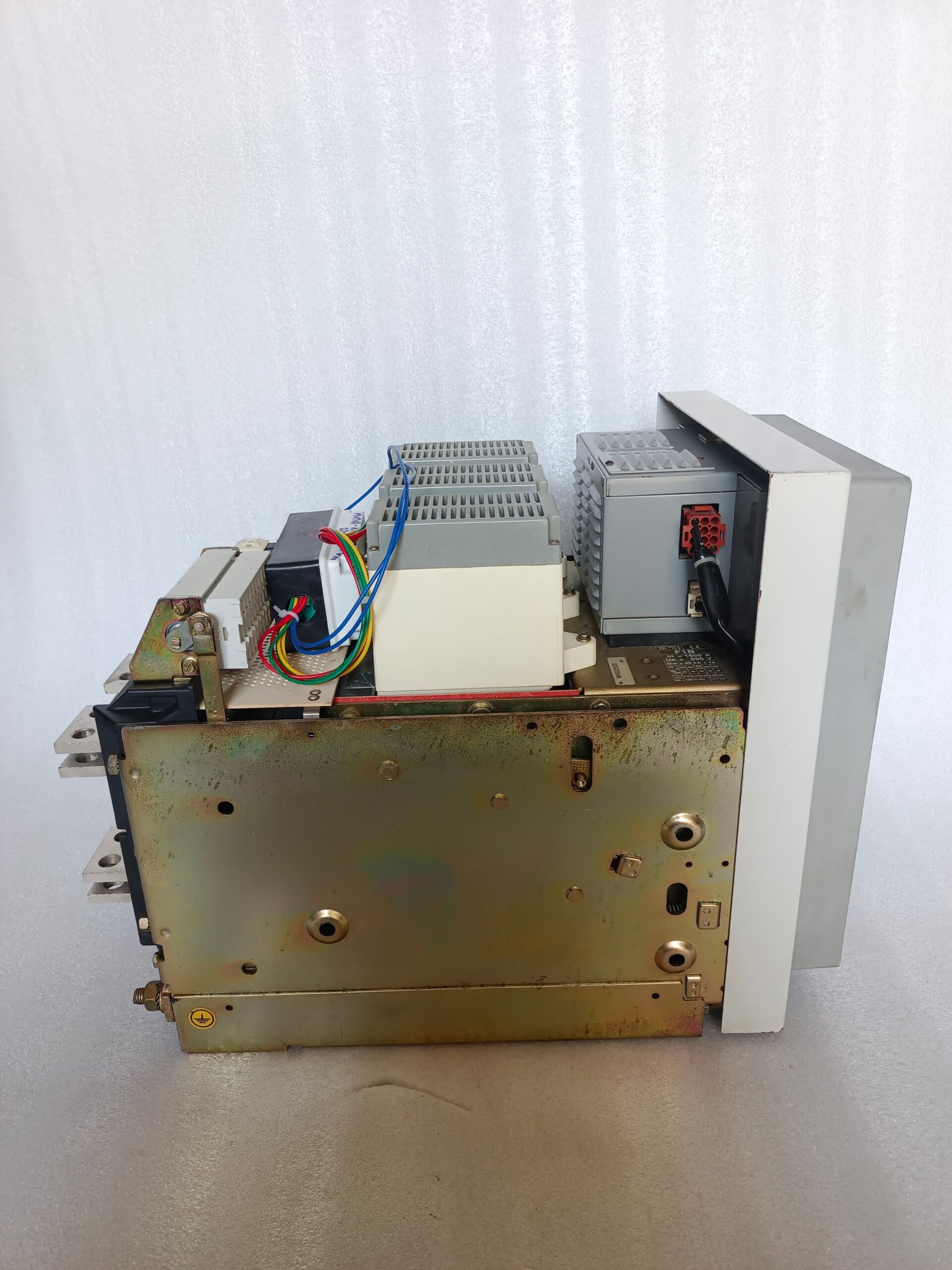 A06B-6096-H207 FANUC SERVO AMPLIFIER MODULE A06B6096H207 thumbnail 3693