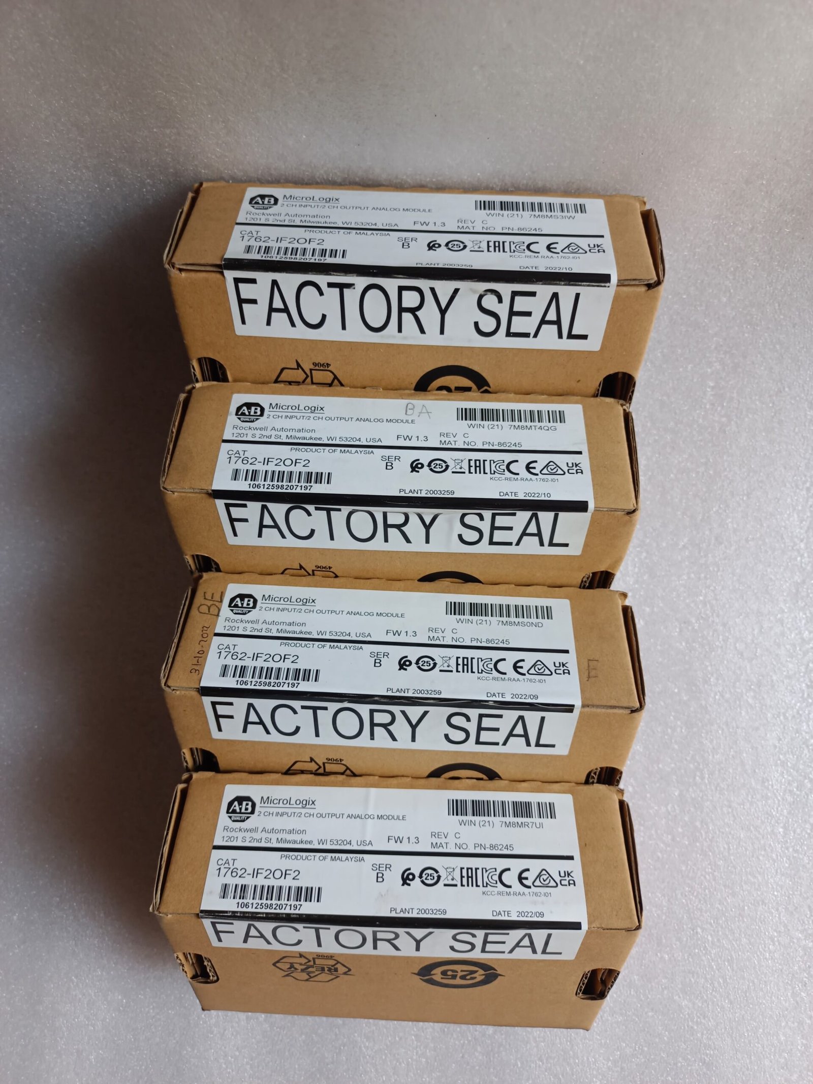 1762-IF20F2 ALLEN-BRADLEY 1762-IF20F2 2CH INPUT/2CH OUTPUT ANALOG MODULE thumbnail 11