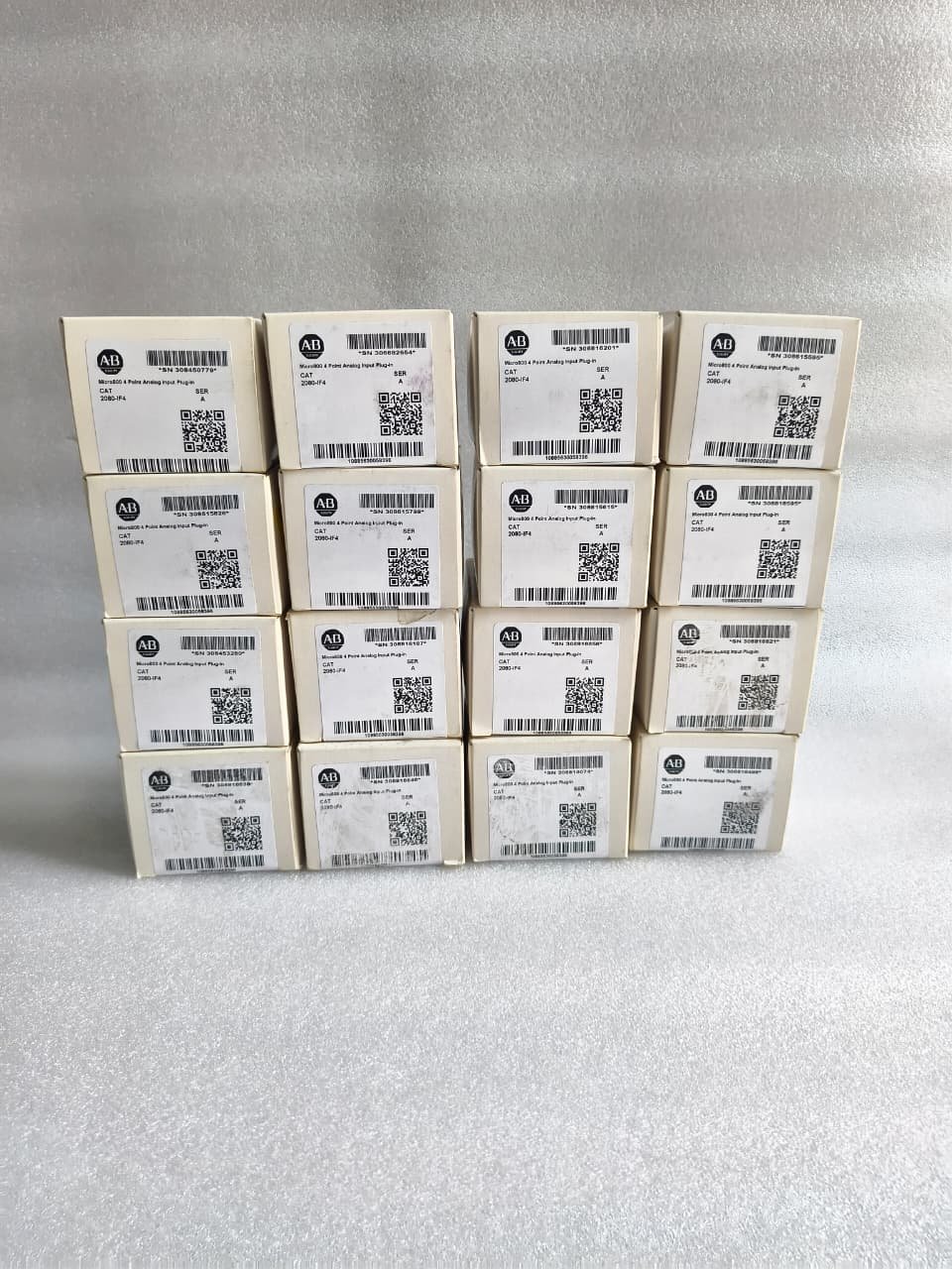 ALLEN-BRADLEY 2080-IF4 ALLENBRADLEY 2080IF4 MICRO 800 4 POINT ANALOG INPUT PLUG-IN MODULE thumbnail 3