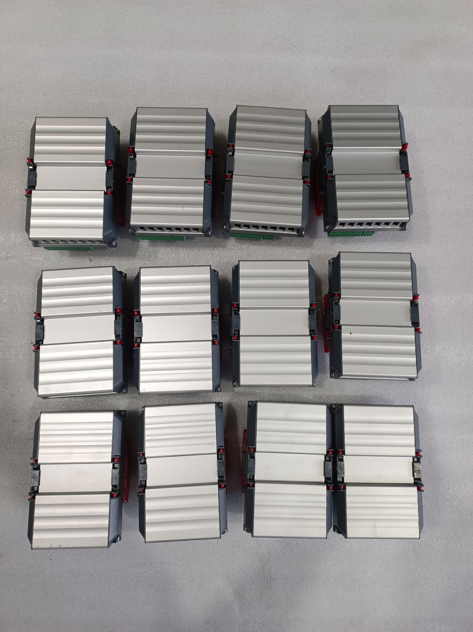 A06B-6096-H207 FANUC SERVO AMPLIFIER MODULE A06B6096H207 thumbnail 3890