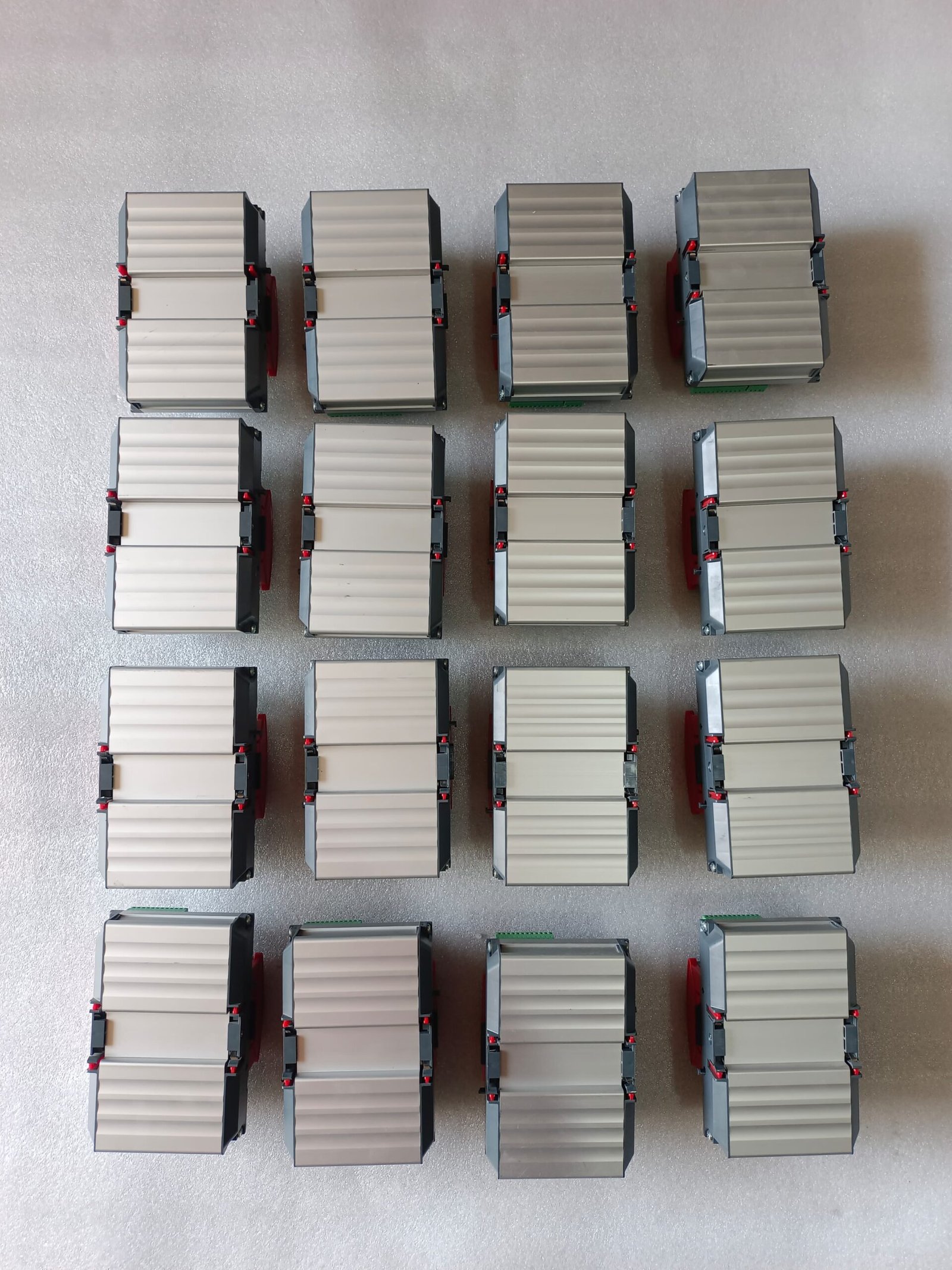 A06B-6096-H207 FANUC SERVO AMPLIFIER MODULE A06B6096H207 thumbnail 3875