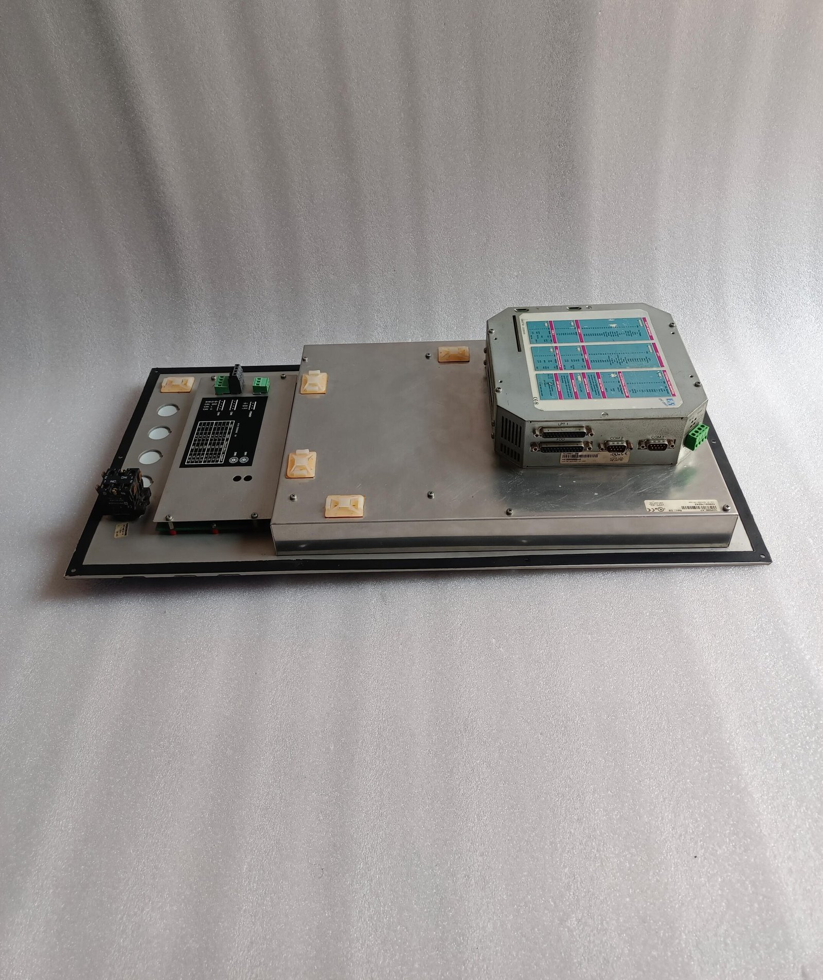 A06B-6096-H207 FANUC SERVO AMPLIFIER MODULE A06B6096H207 thumbnail 4259