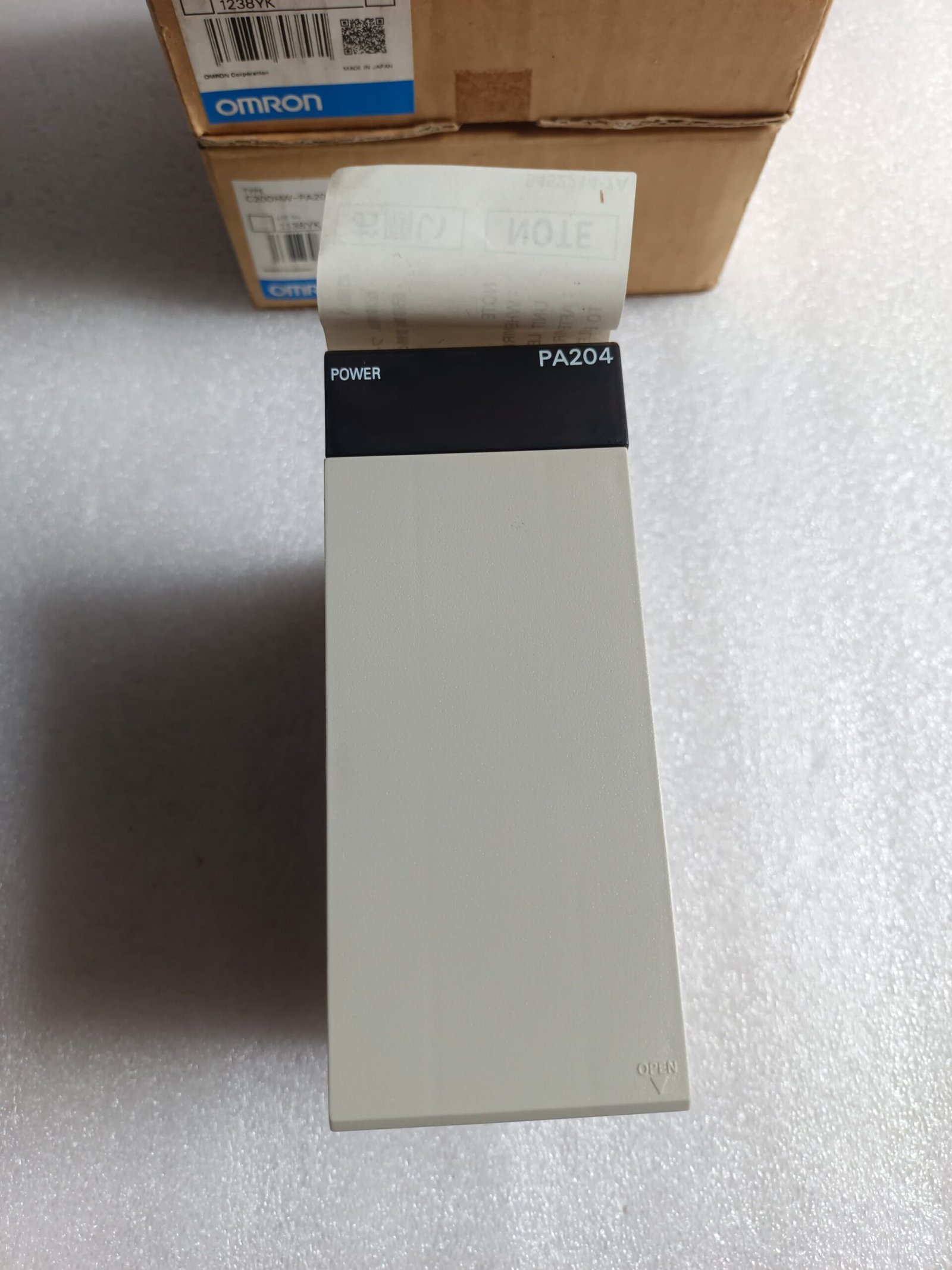 C200HW-PA204 OMRON C200HW-PA204 POWER SUPPLY UNIT thumbnail 4