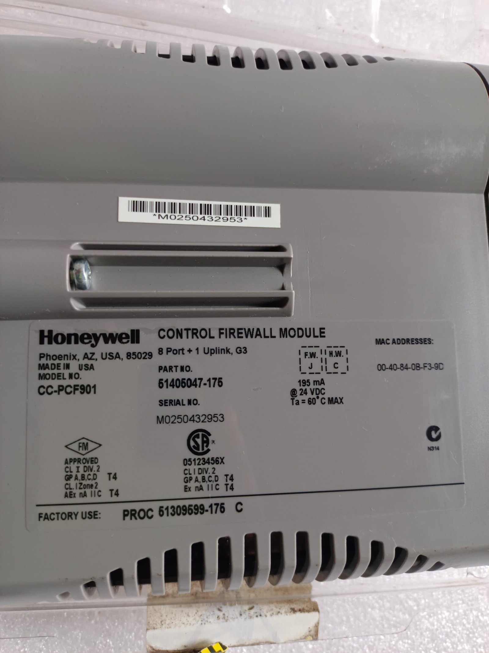 A06B-6096-H207 FANUC SERVO AMPLIFIER MODULE A06B6096H207 thumbnail 3365