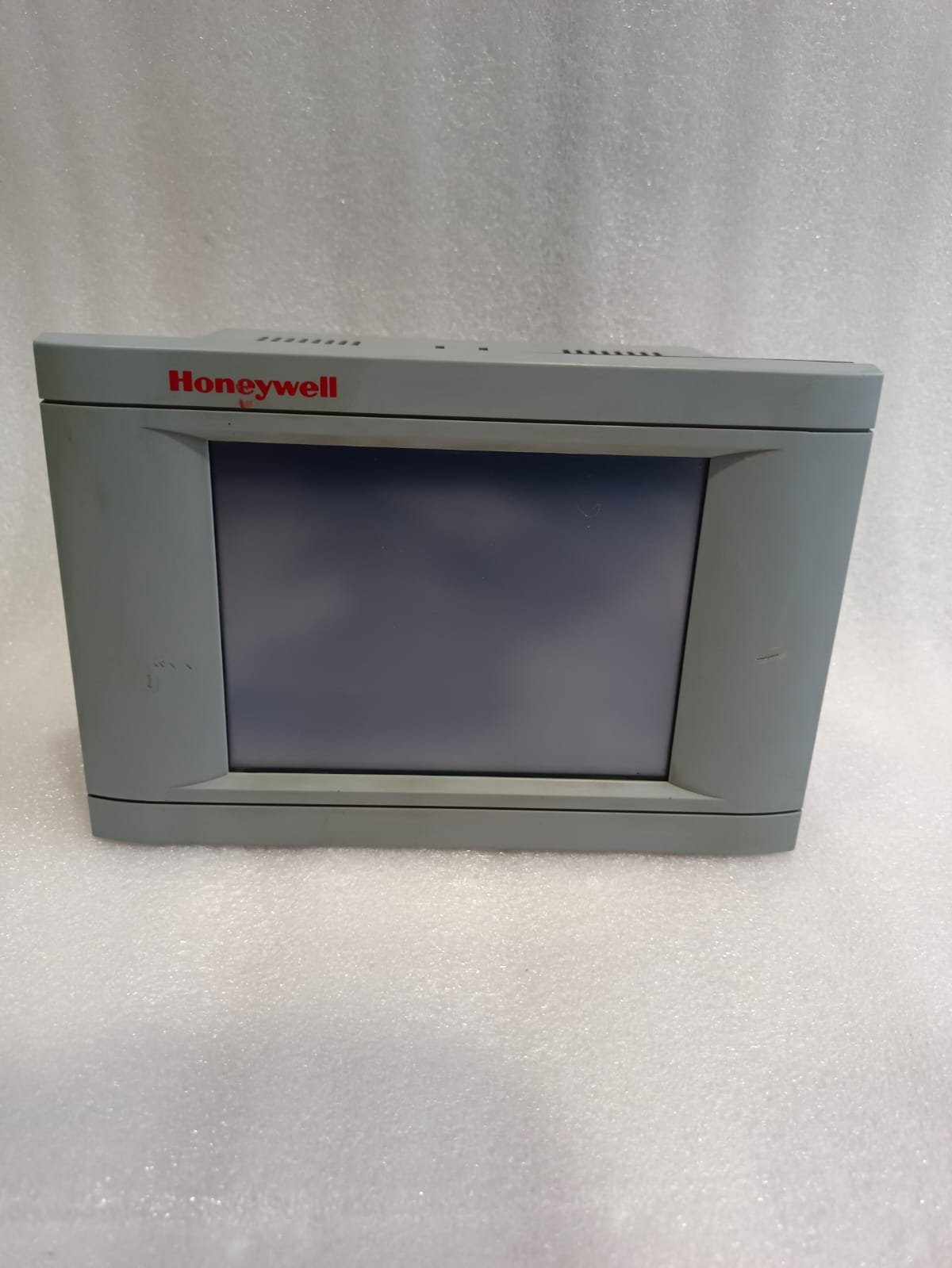 A06B-6096-H207 FANUC SERVO AMPLIFIER MODULE A06B6096H207 thumbnail 2326