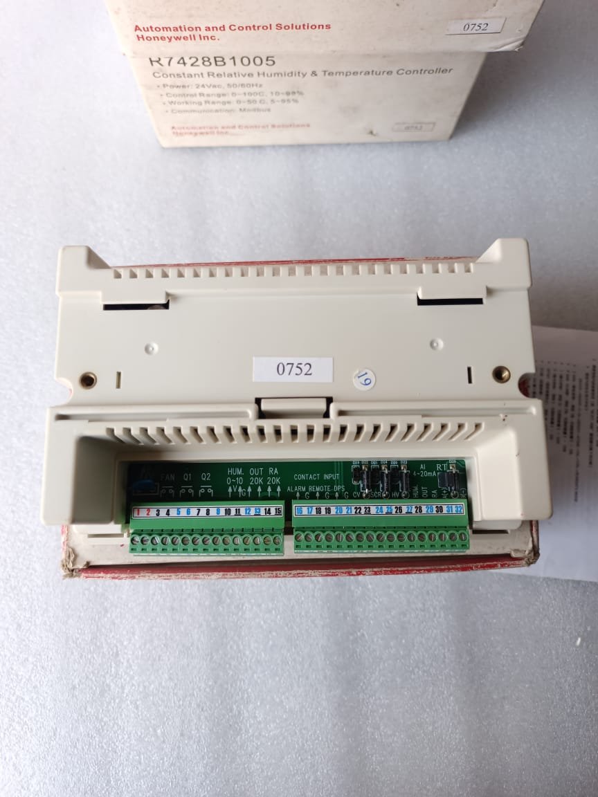 SELL FOR LOT 3 QTY ONLY 1499$ FREE SHIPPING HONEYWELL R7428B1005 TEMPERATURE CONTROLLER R7428B1005 thumbnail 8