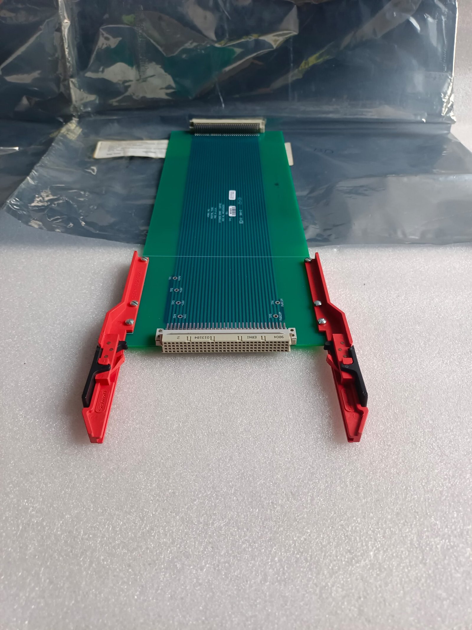 A06B-6096-H207 FANUC SERVO AMPLIFIER MODULE A06B6096H207 thumbnail 4083