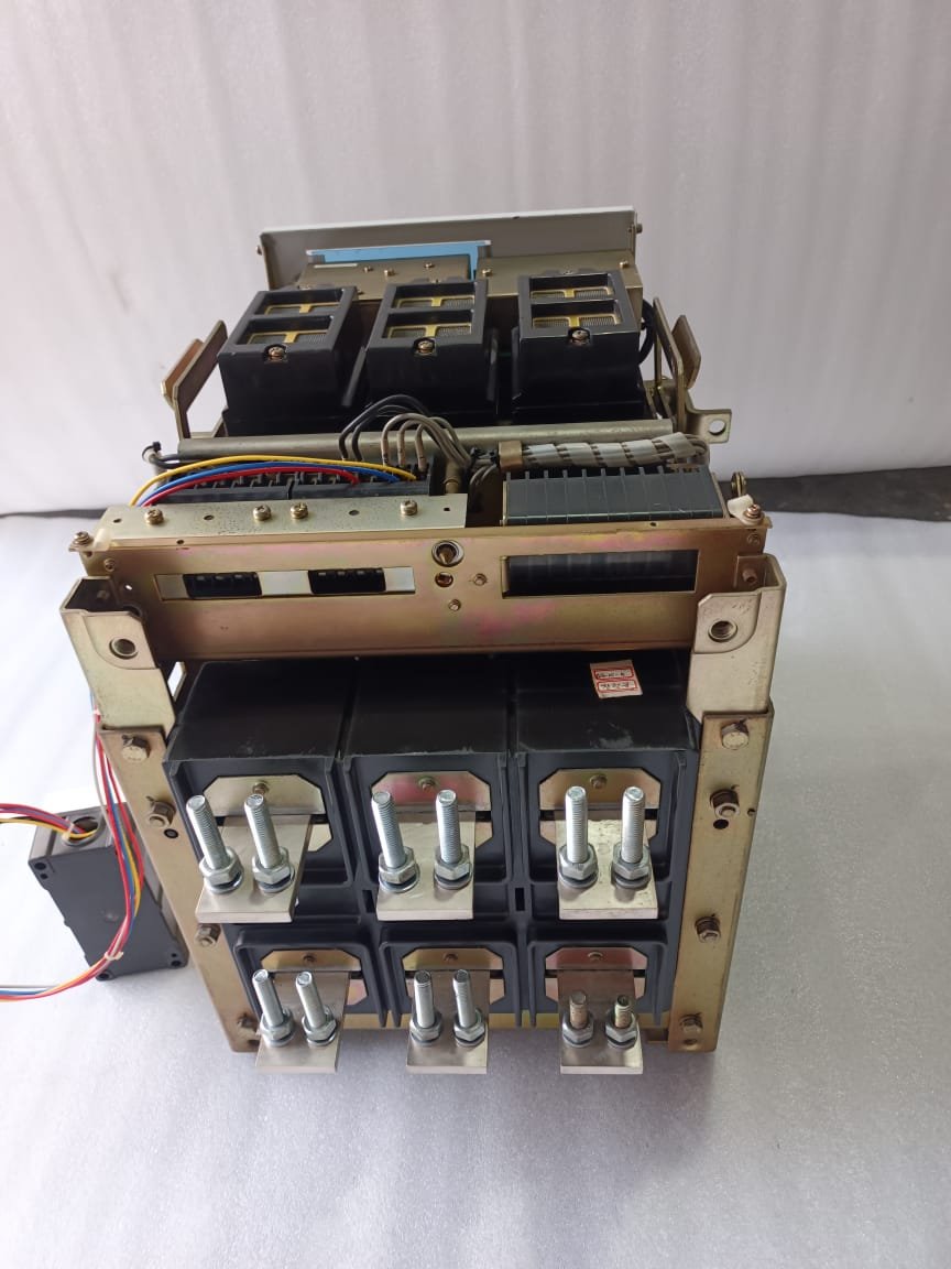 A06B-6096-H207 FANUC SERVO AMPLIFIER MODULE A06B6096H207 thumbnail 1469