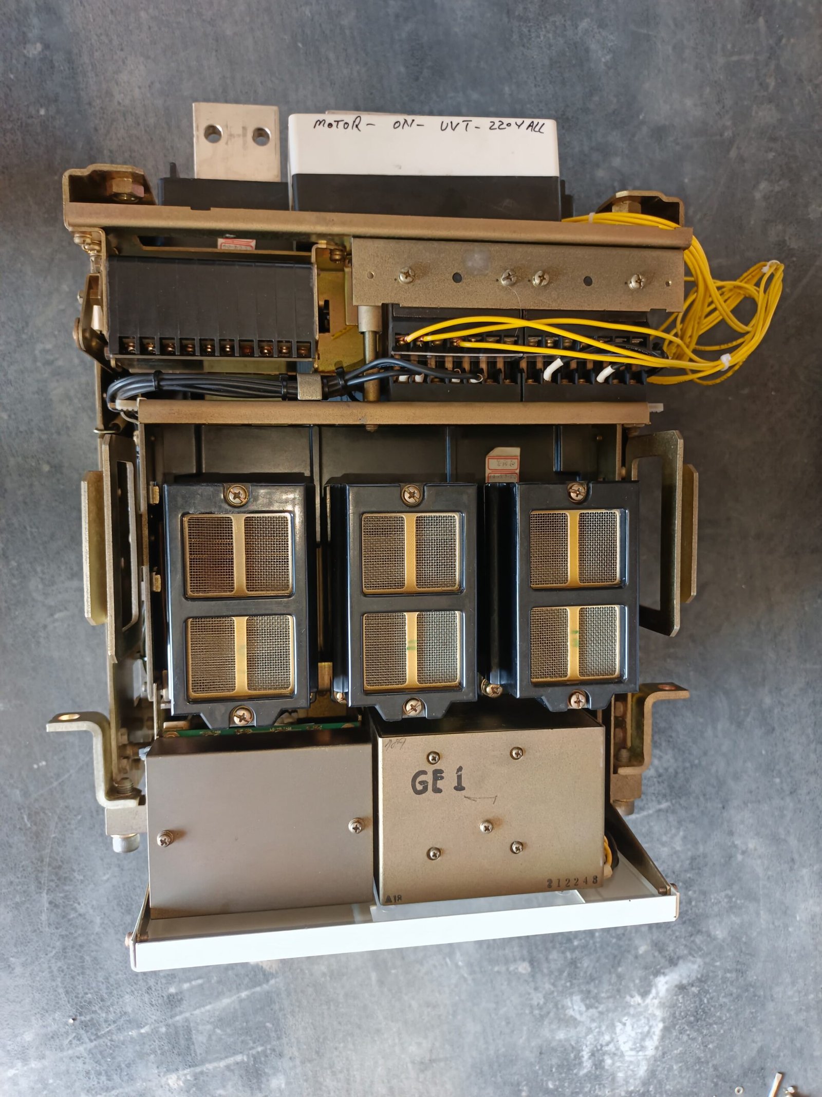 HYUNDAI HAT16 AIR CIRCUIT BREAKER HYUNDAI HAT 16 ACB thumbnail 9