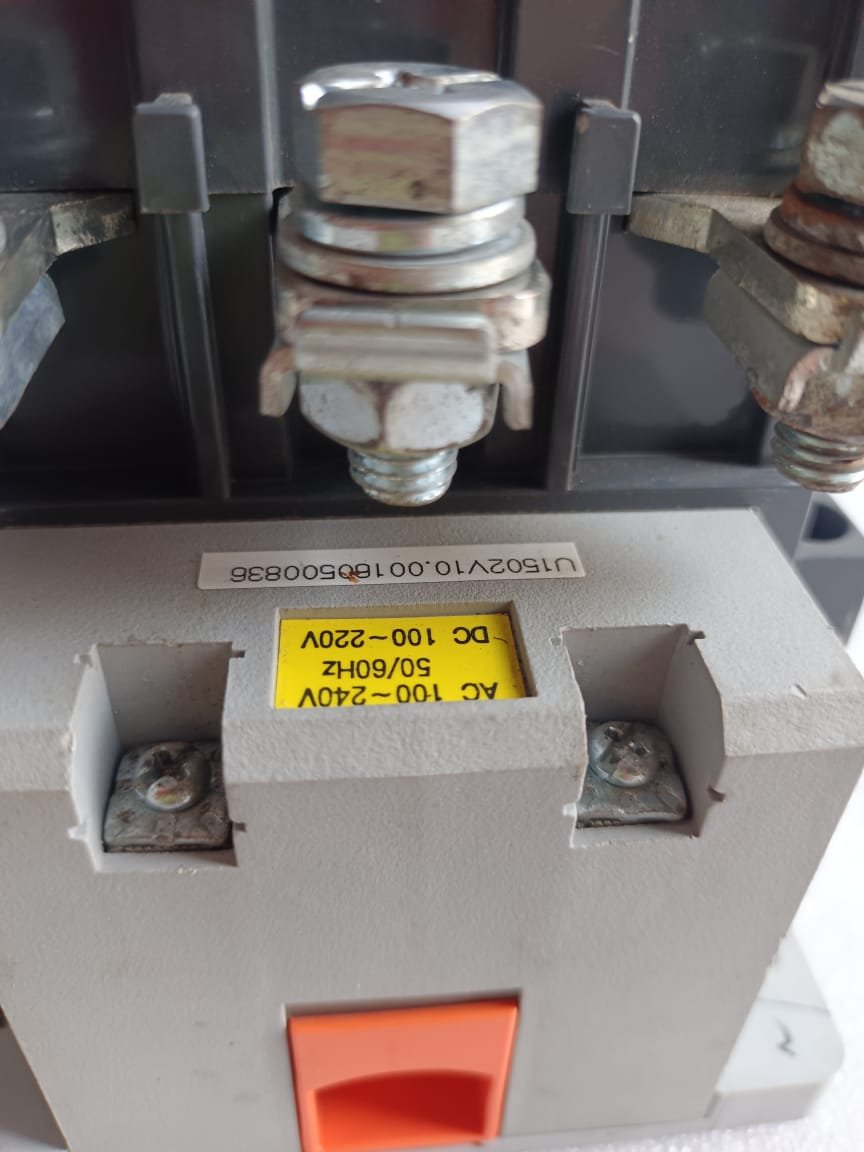 HYUNDAI UMC130 MEGNETIC CONTACTOR HYUNDAI UMC 130 thumbnail 6