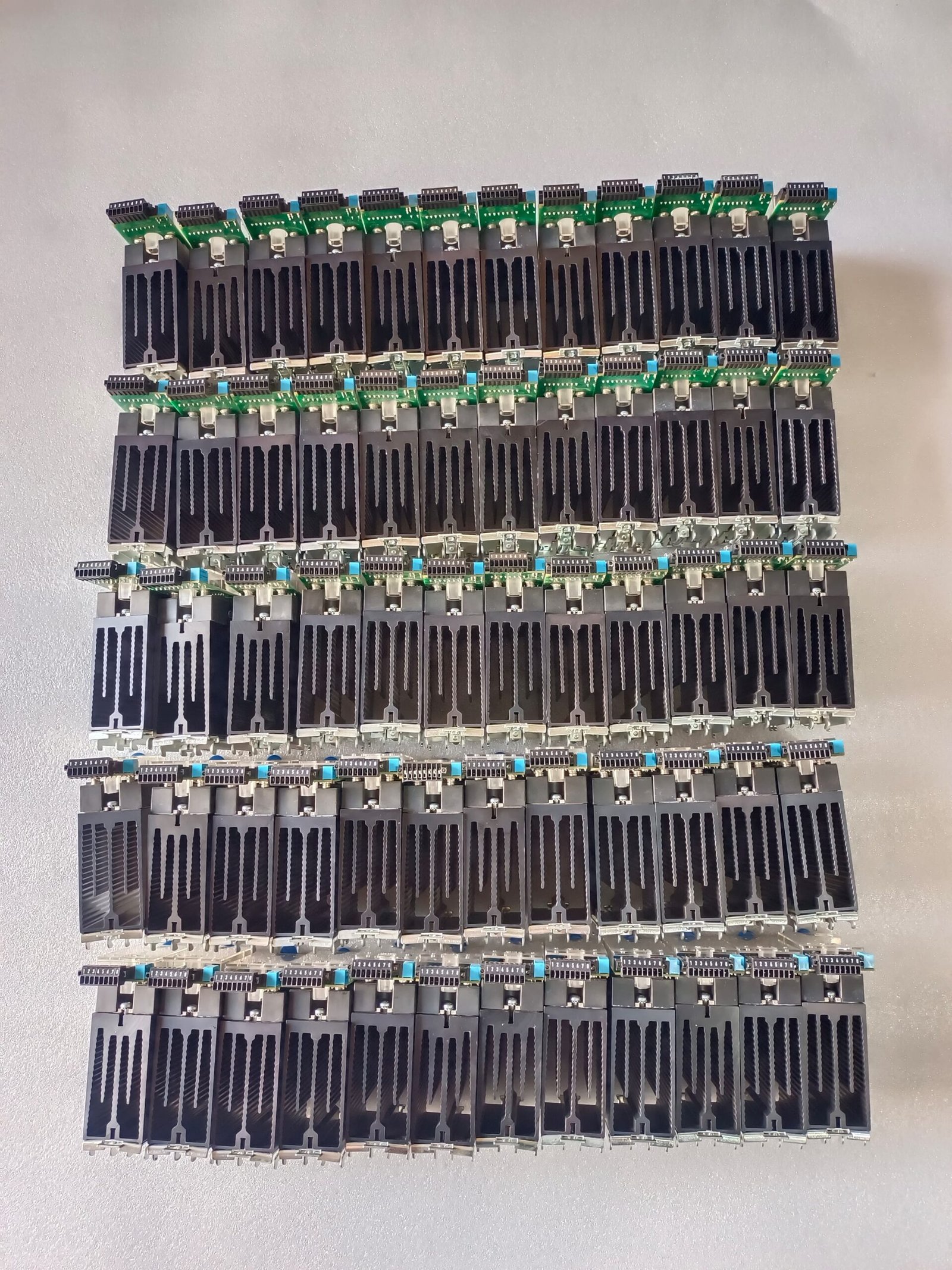 A06B-6096-H207 FANUC SERVO AMPLIFIER MODULE A06B6096H207 thumbnail 3853