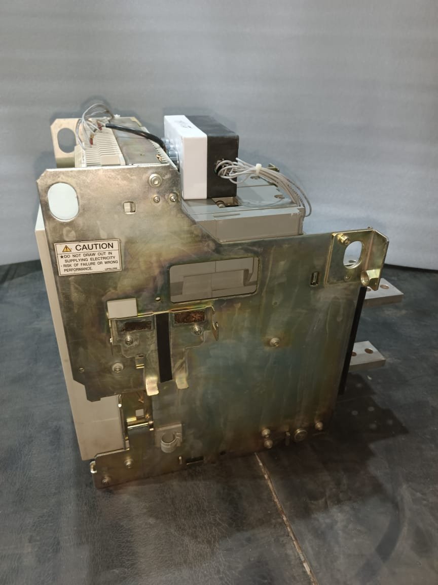 A06B-6096-H207 FANUC SERVO AMPLIFIER MODULE A06B6096H207 thumbnail 1132