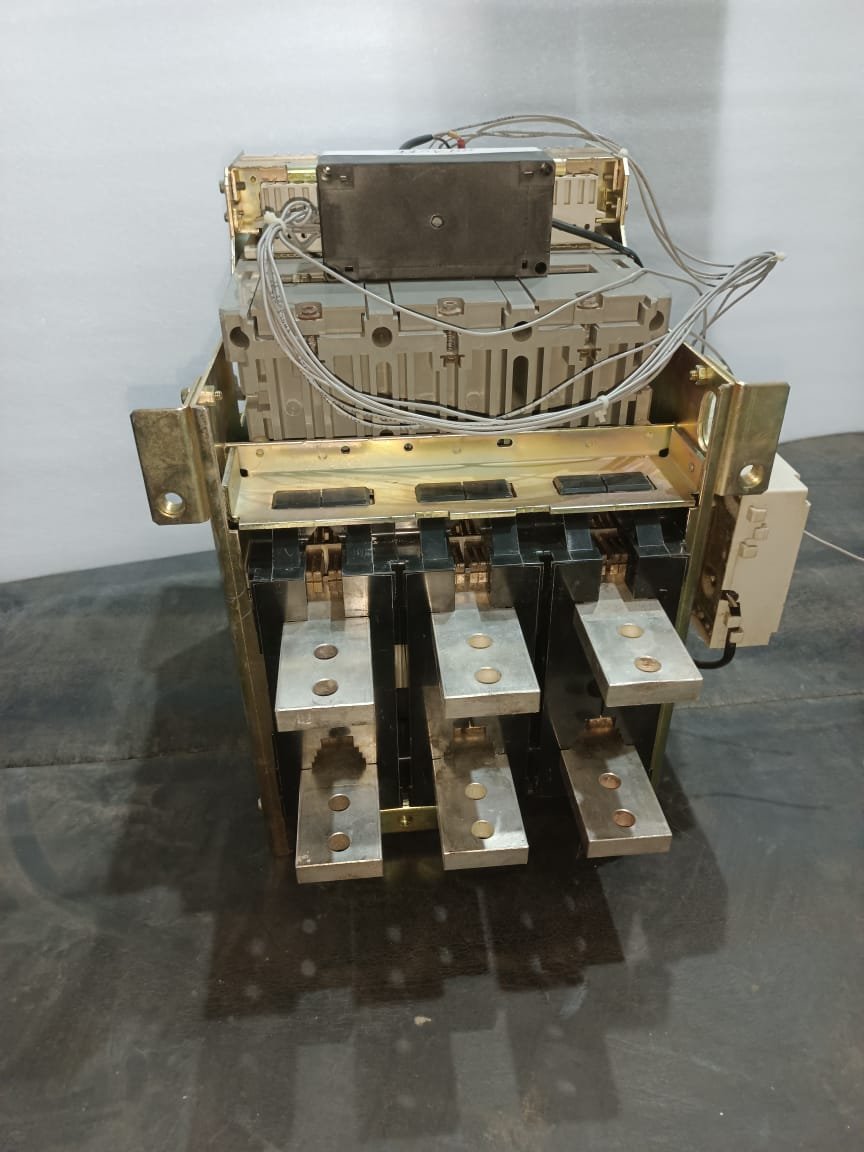 A06B-6096-H207 FANUC SERVO AMPLIFIER MODULE A06B6096H207 thumbnail 1135