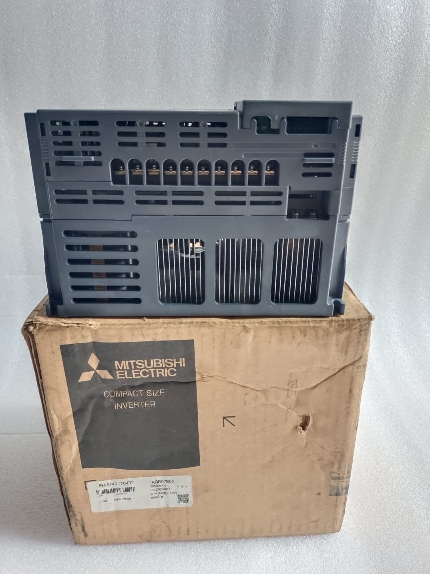 A06B-6096-H207 FANUC SERVO AMPLIFIER MODULE A06B6096H207 thumbnail 636