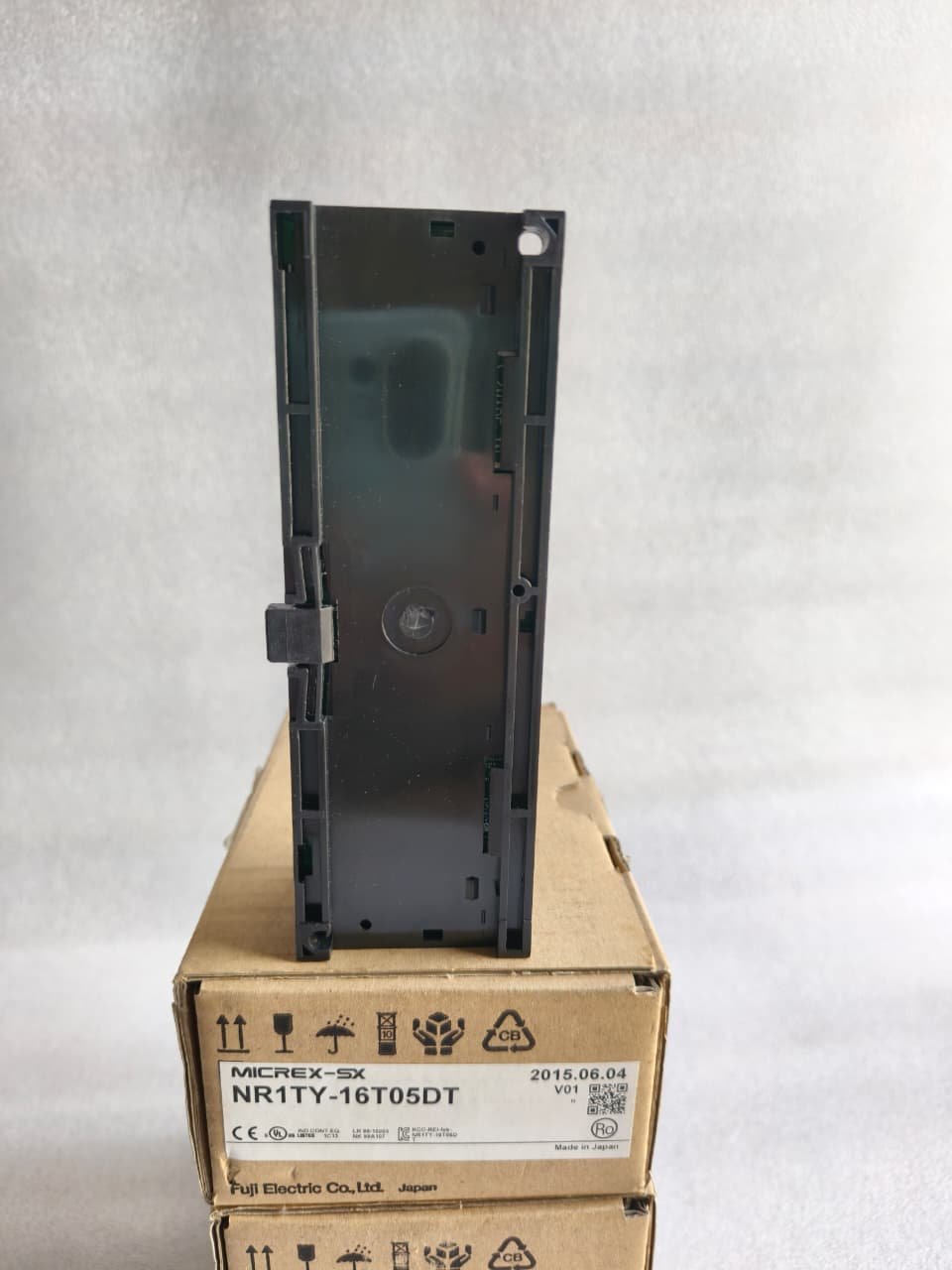 FUJI NR1TY-16T05DT NR1TY16T05DT I/O TERMINAL thumbnail 3