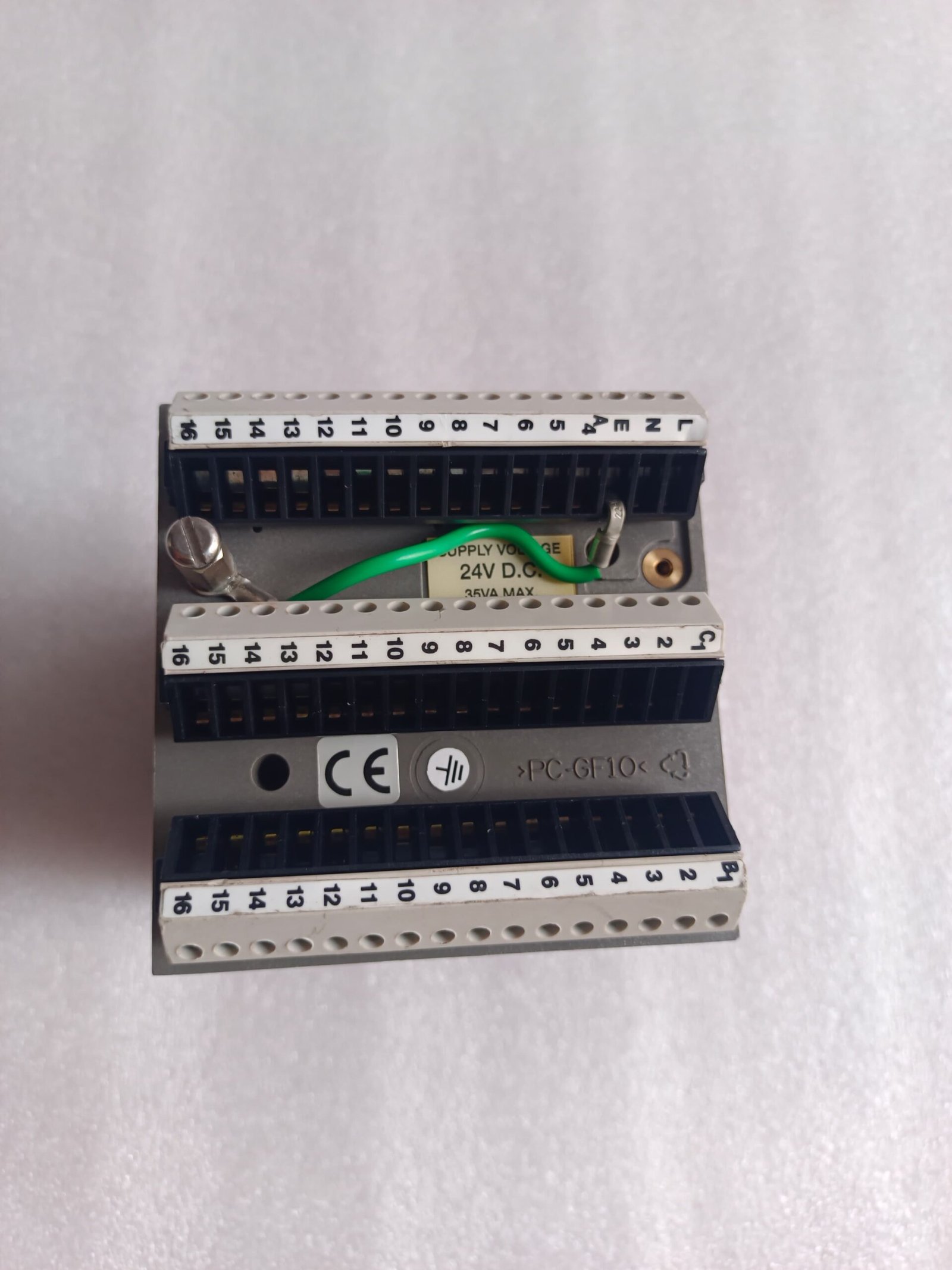 A06B-6096-H207 FANUC SERVO AMPLIFIER MODULE A06B6096H207 thumbnail 4561