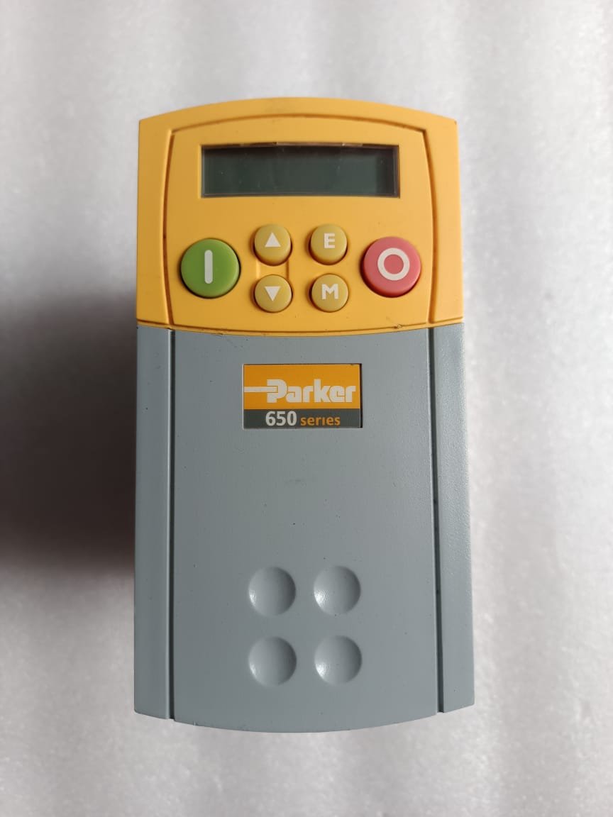 A06B-6096-H207 FANUC SERVO AMPLIFIER MODULE A06B6096H207 thumbnail 827