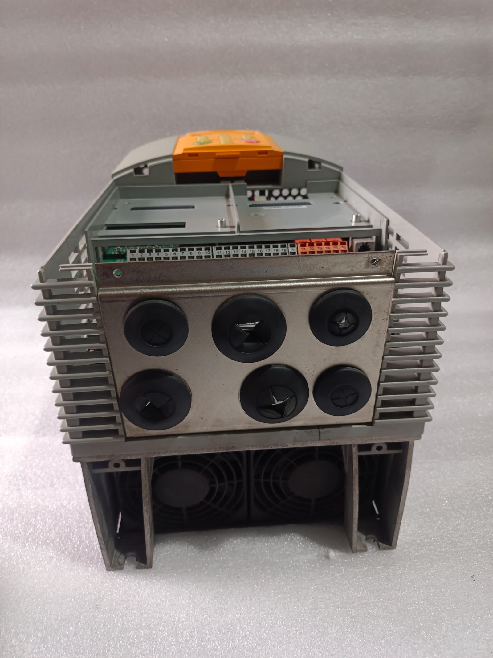 A06B-6096-H207 FANUC SERVO AMPLIFIER MODULE A06B6096H207 thumbnail 4894