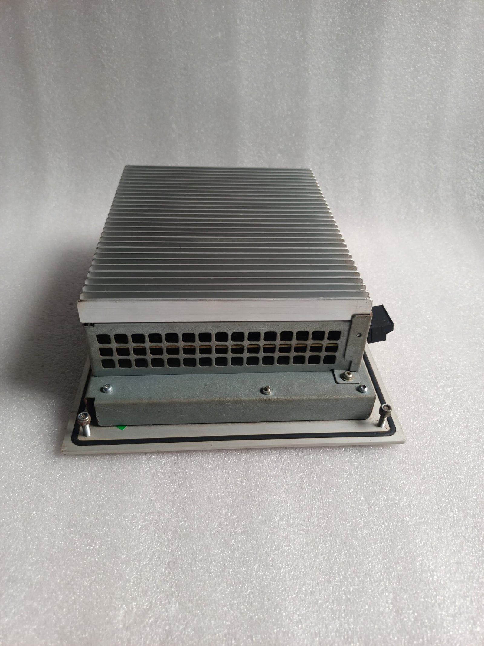 A06B-6096-H207 FANUC SERVO AMPLIFIER MODULE A06B6096H207 thumbnail 4707