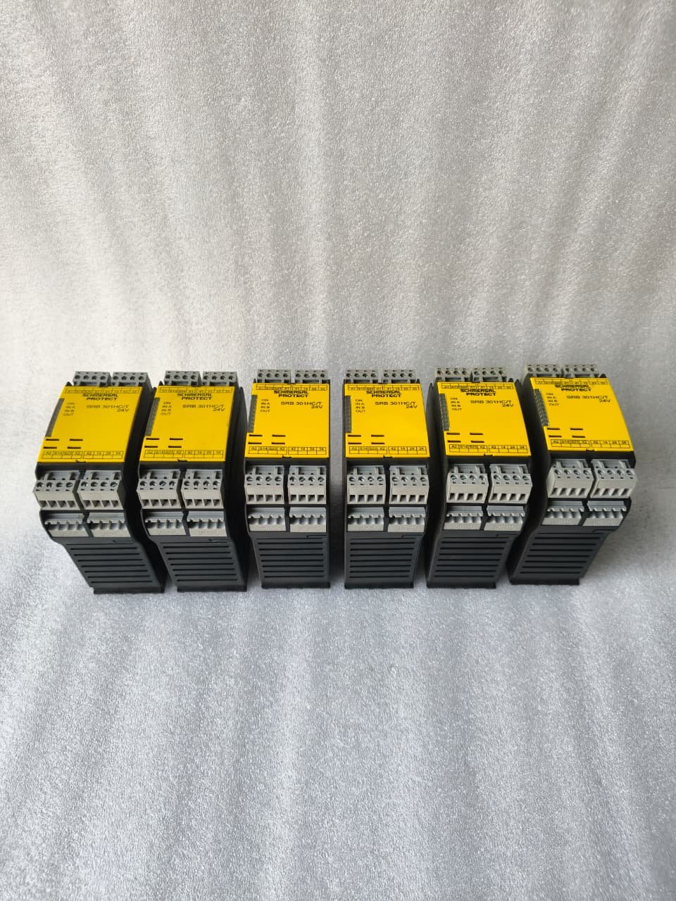 A06B-6096-H207 FANUC SERVO AMPLIFIER MODULE A06B6096H207 thumbnail 6344