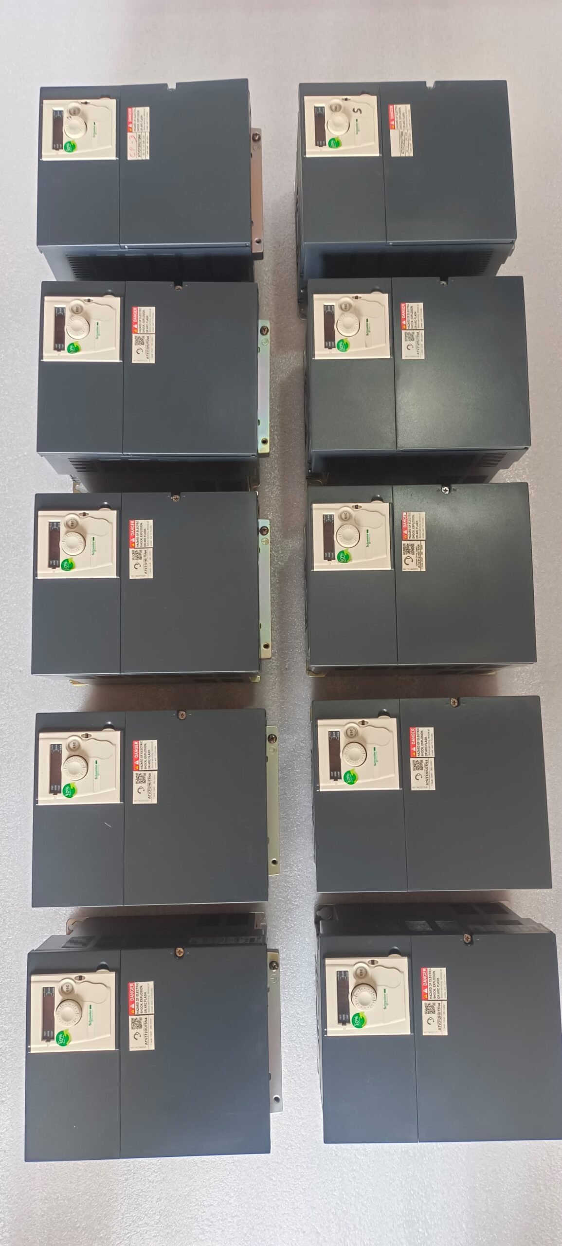 A06B-6096-H207 FANUC SERVO AMPLIFIER MODULE A06B6096H207 thumbnail 3774