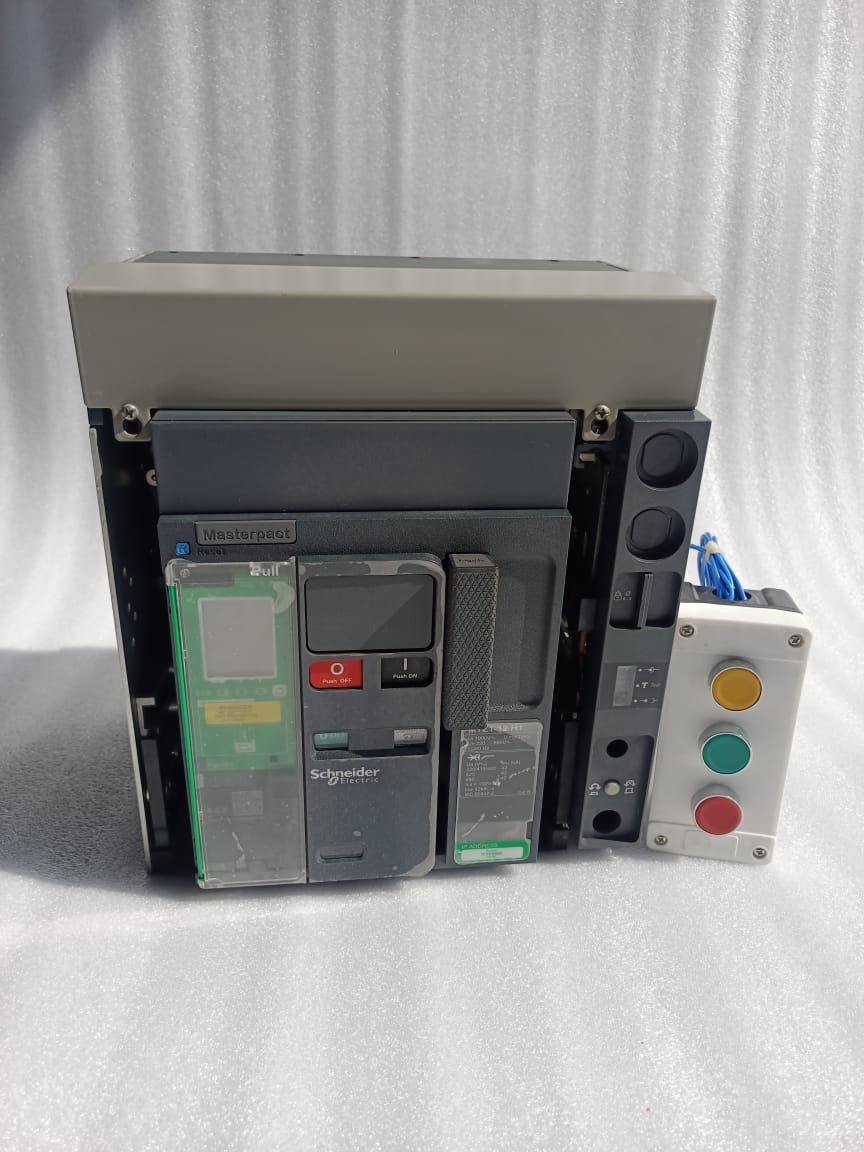 A06B-6096-H207 FANUC SERVO AMPLIFIER MODULE A06B6096H207 thumbnail 1215