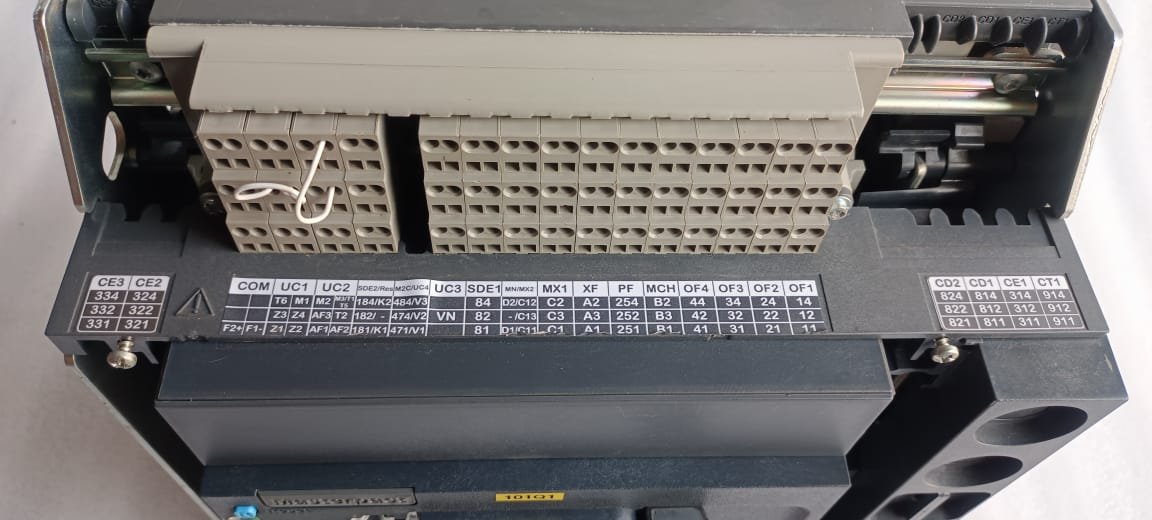 A06B-6096-H207 FANUC SERVO AMPLIFIER MODULE A06B6096H207 thumbnail 1216