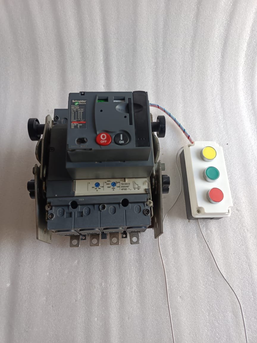 A06B-6096-H207 FANUC SERVO AMPLIFIER MODULE A06B6096H207 thumbnail 1524