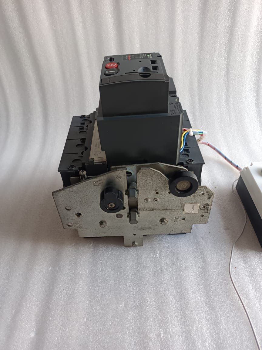 A06B-6096-H207 FANUC SERVO AMPLIFIER MODULE A06B6096H207 thumbnail 1534