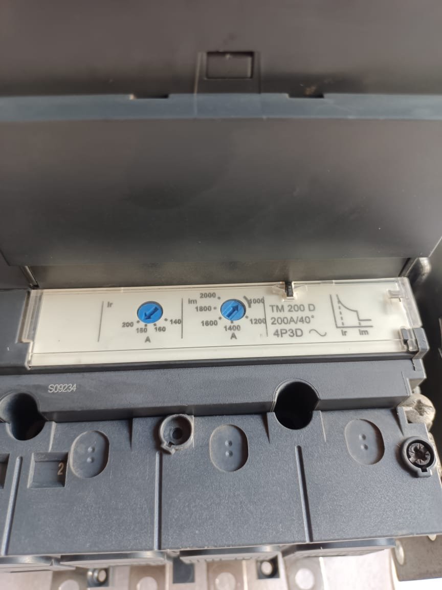 A06B-6096-H207 FANUC SERVO AMPLIFIER MODULE A06B6096H207 thumbnail 1529