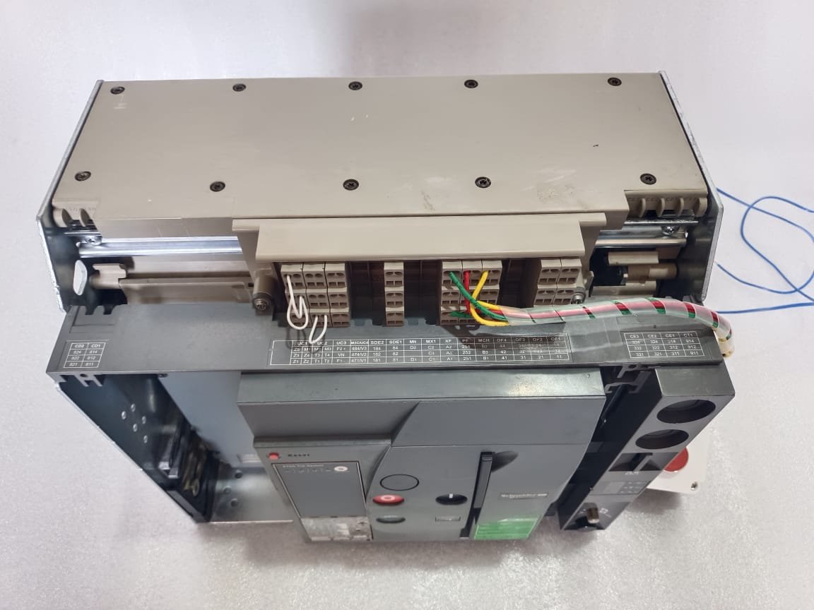 A06B-6096-H207 FANUC SERVO AMPLIFIER MODULE A06B6096H207 thumbnail 1005