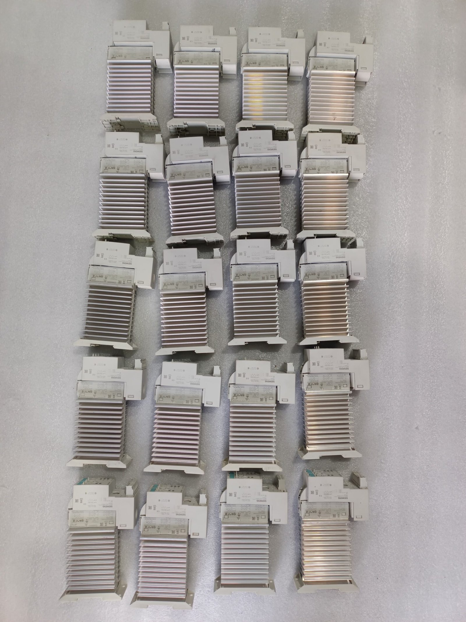 SIEMENS 3RF2950-0KA13 SIEMENS 3RF2330-1BA04 thumbnail 5