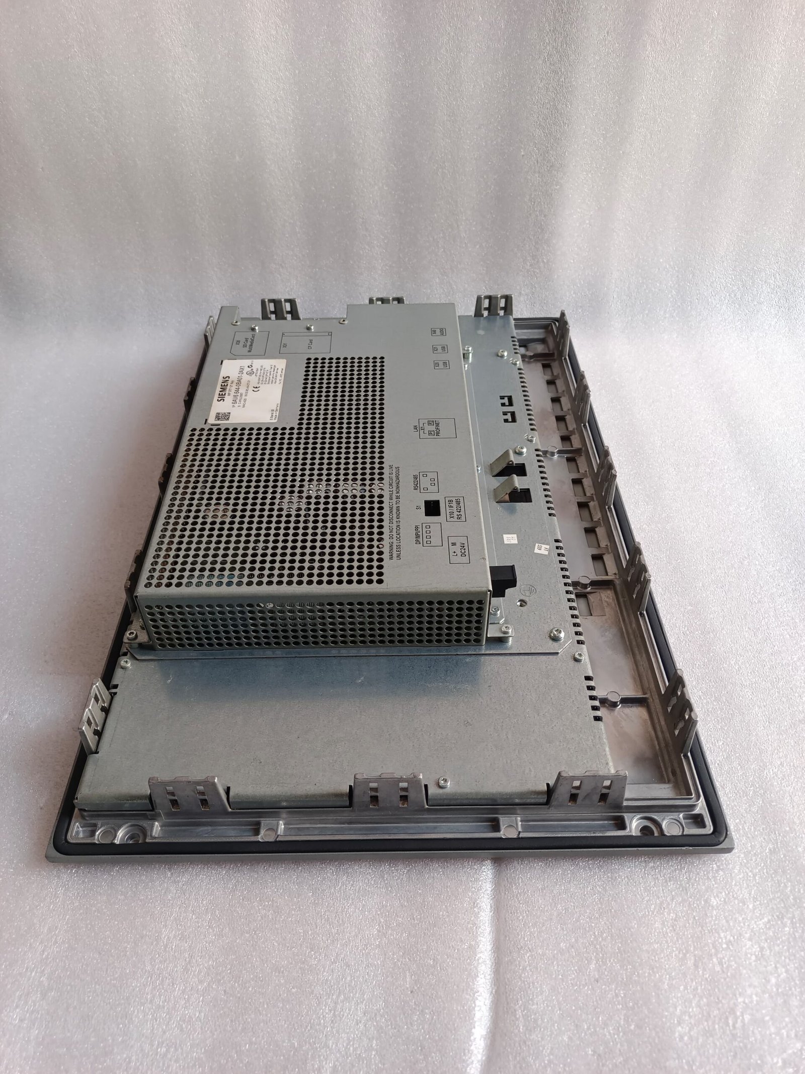 A06B-6096-H207 FANUC SERVO AMPLIFIER MODULE A06B6096H207 thumbnail 4223