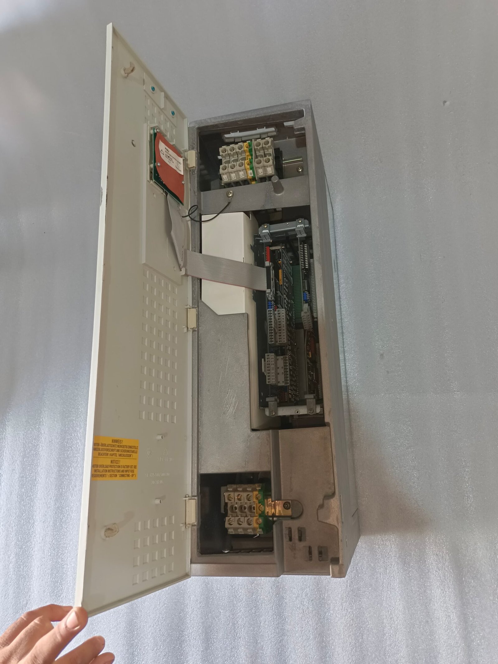 A06B-6096-H207 FANUC SERVO AMPLIFIER MODULE A06B6096H207 thumbnail 976