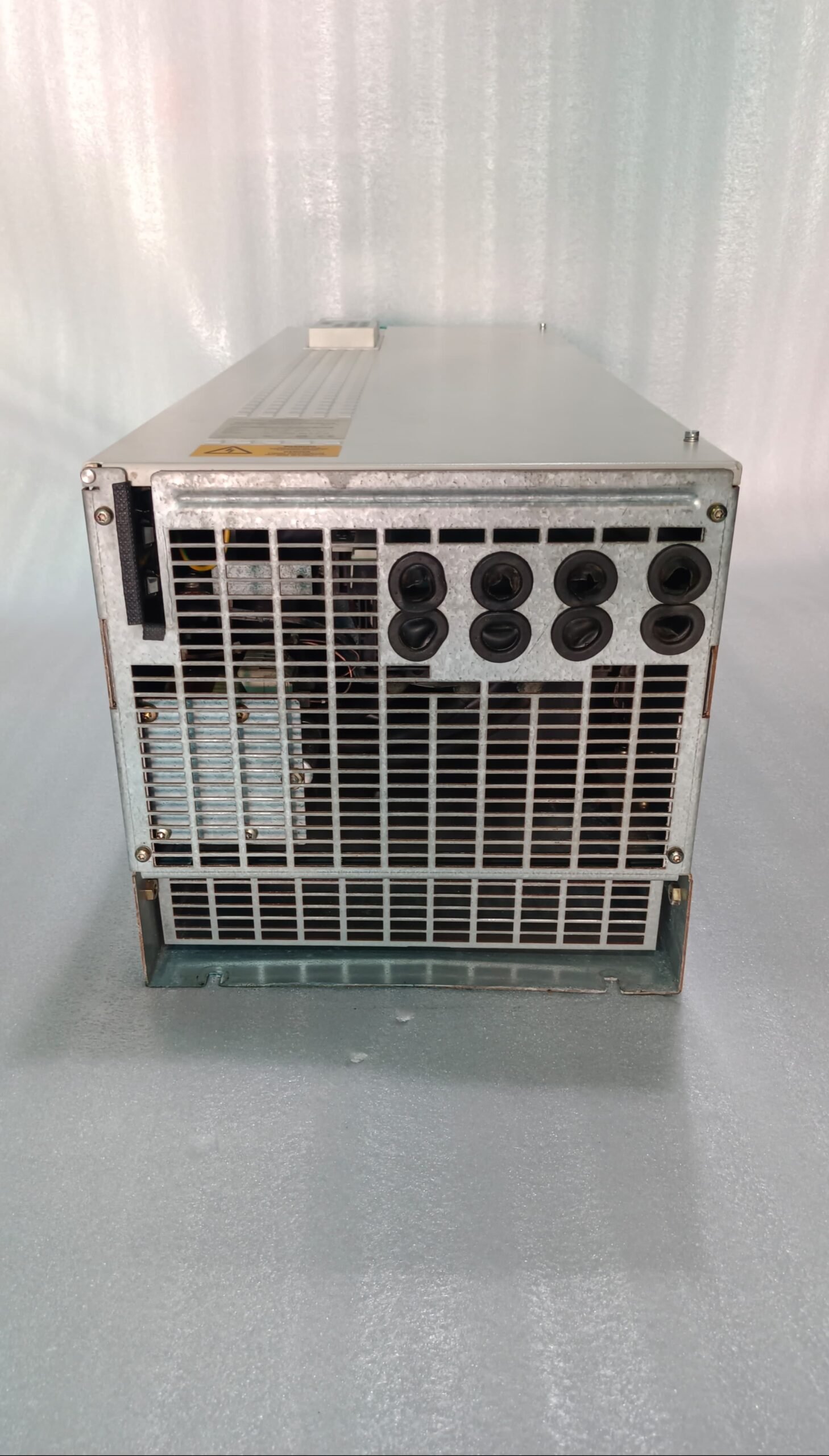 A06B-6096-H207 FANUC SERVO AMPLIFIER MODULE A06B6096H207 thumbnail 988