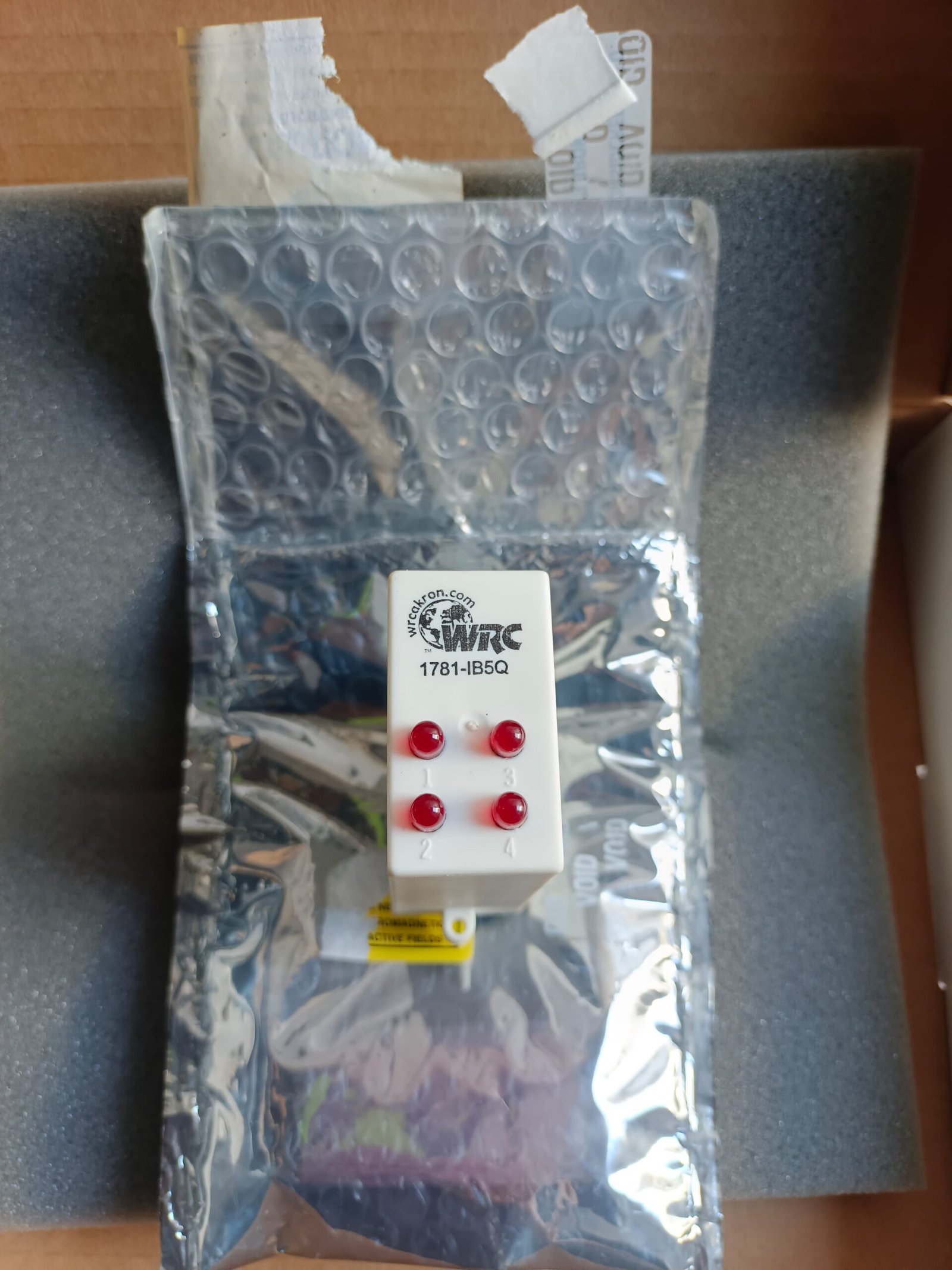 A06B-6096-H207 FANUC SERVO AMPLIFIER MODULE A06B6096H207 thumbnail 3719