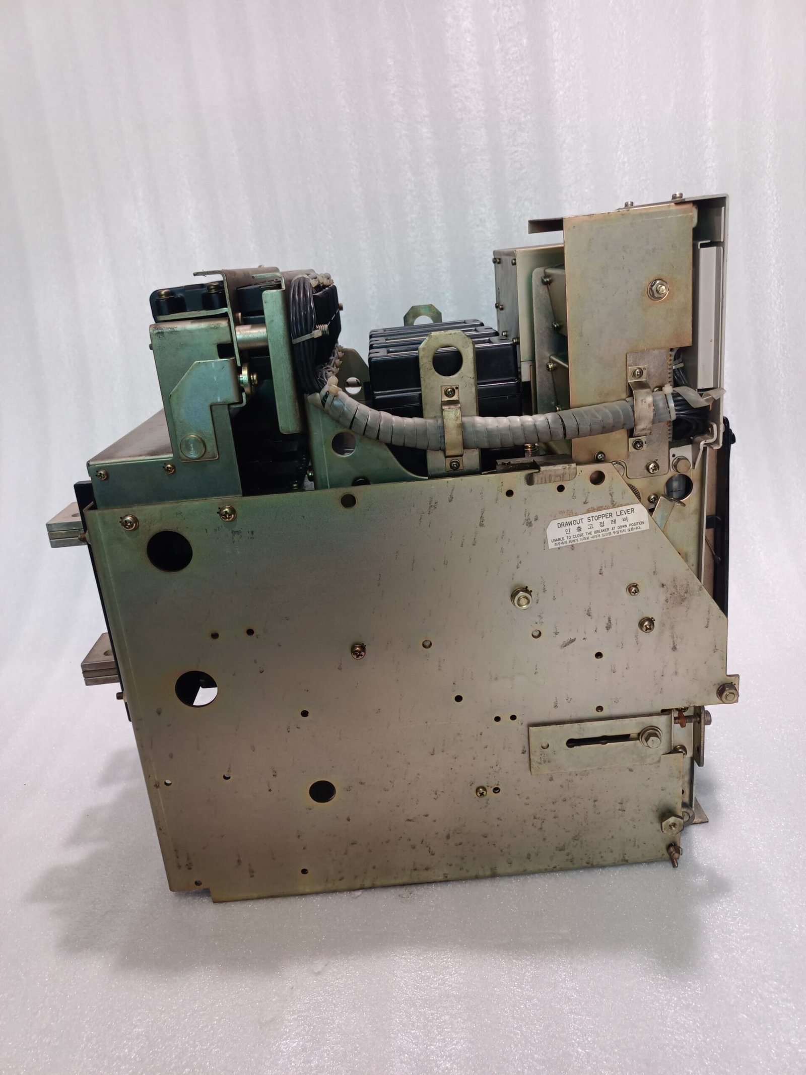 A06B-6096-H207 FANUC SERVO AMPLIFIER MODULE A06B6096H207 thumbnail 966