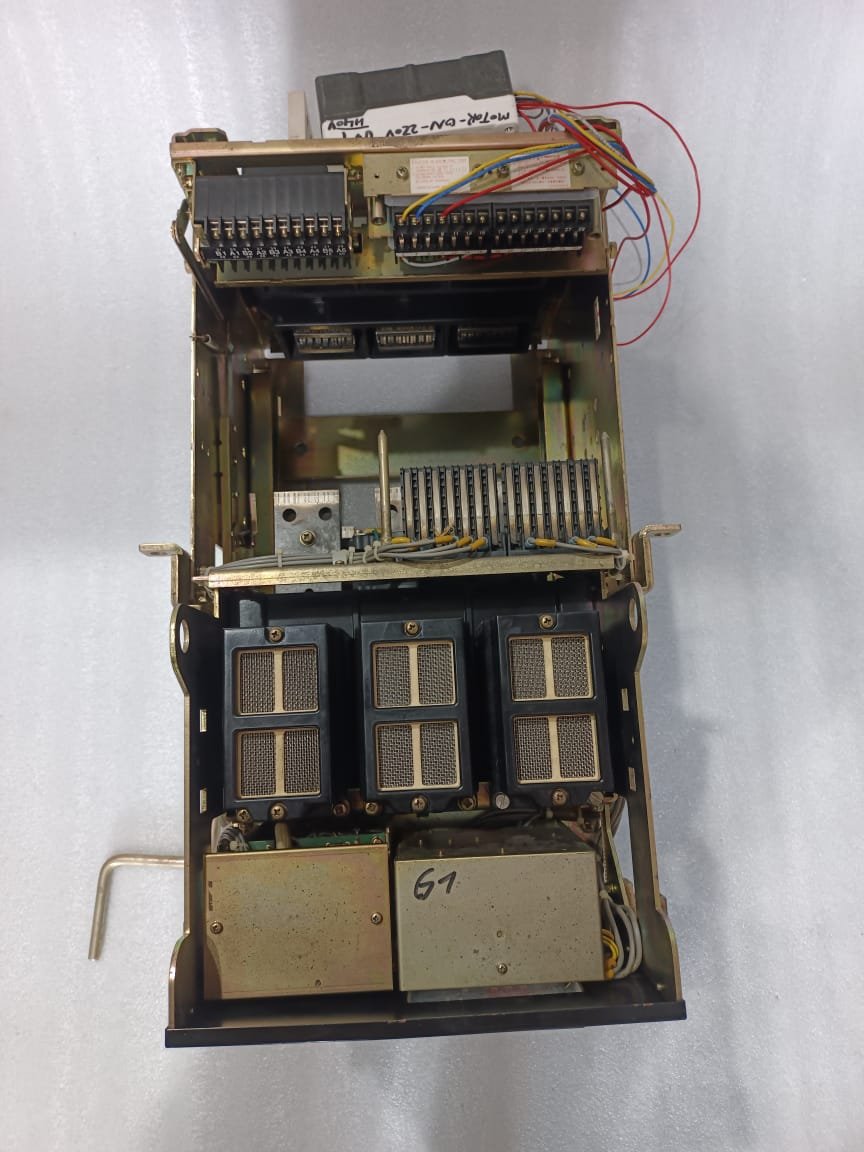 A06B-6096-H207 FANUC SERVO AMPLIFIER MODULE A06B6096H207 thumbnail 1163