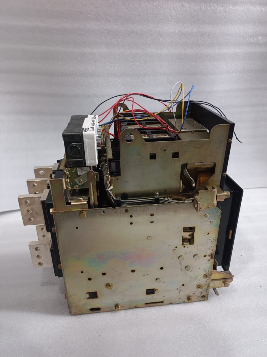 A06B-6096-H207 FANUC SERVO AMPLIFIER MODULE A06B6096H207 thumbnail 1170