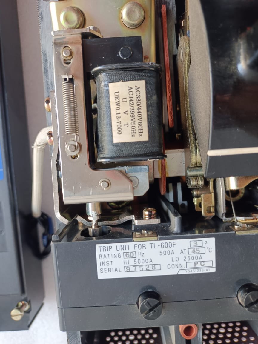 A06B-6096-H207 FANUC SERVO AMPLIFIER MODULE A06B6096H207 thumbnail 1898