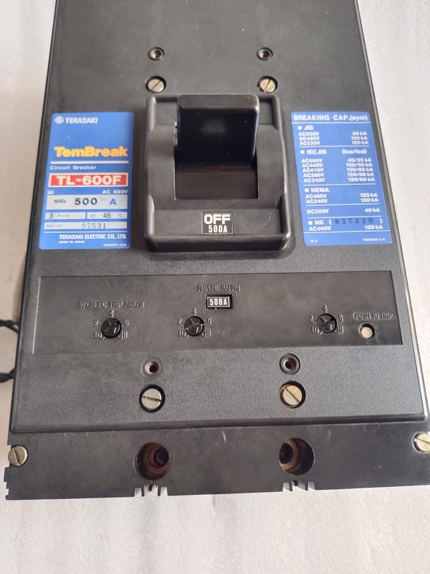 A06B-6096-H207 FANUC SERVO AMPLIFIER MODULE A06B6096H207 thumbnail 1887