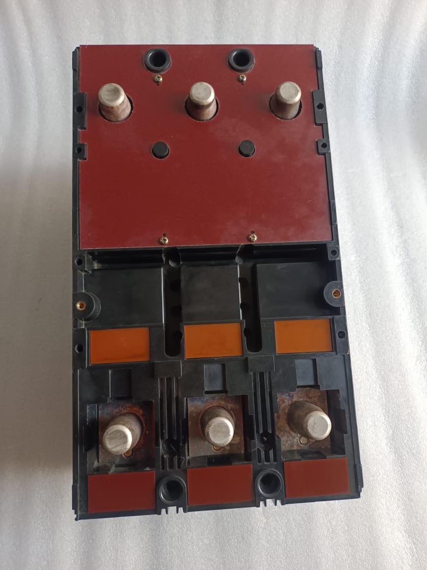 A06B-6096-H207 FANUC SERVO AMPLIFIER MODULE A06B6096H207 thumbnail 1893