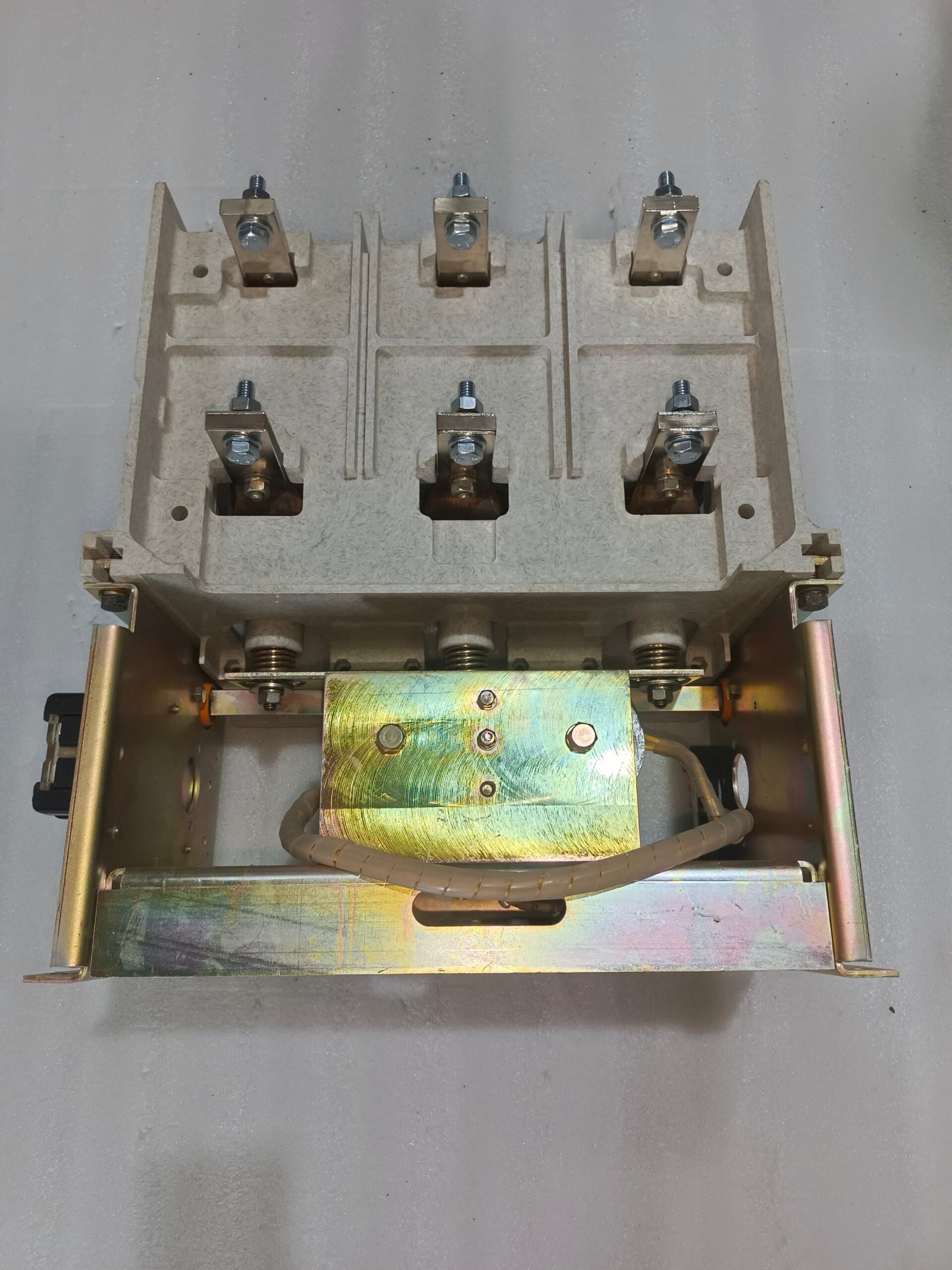 A06B-6096-H207 FANUC SERVO AMPLIFIER MODULE A06B6096H207 thumbnail 3662