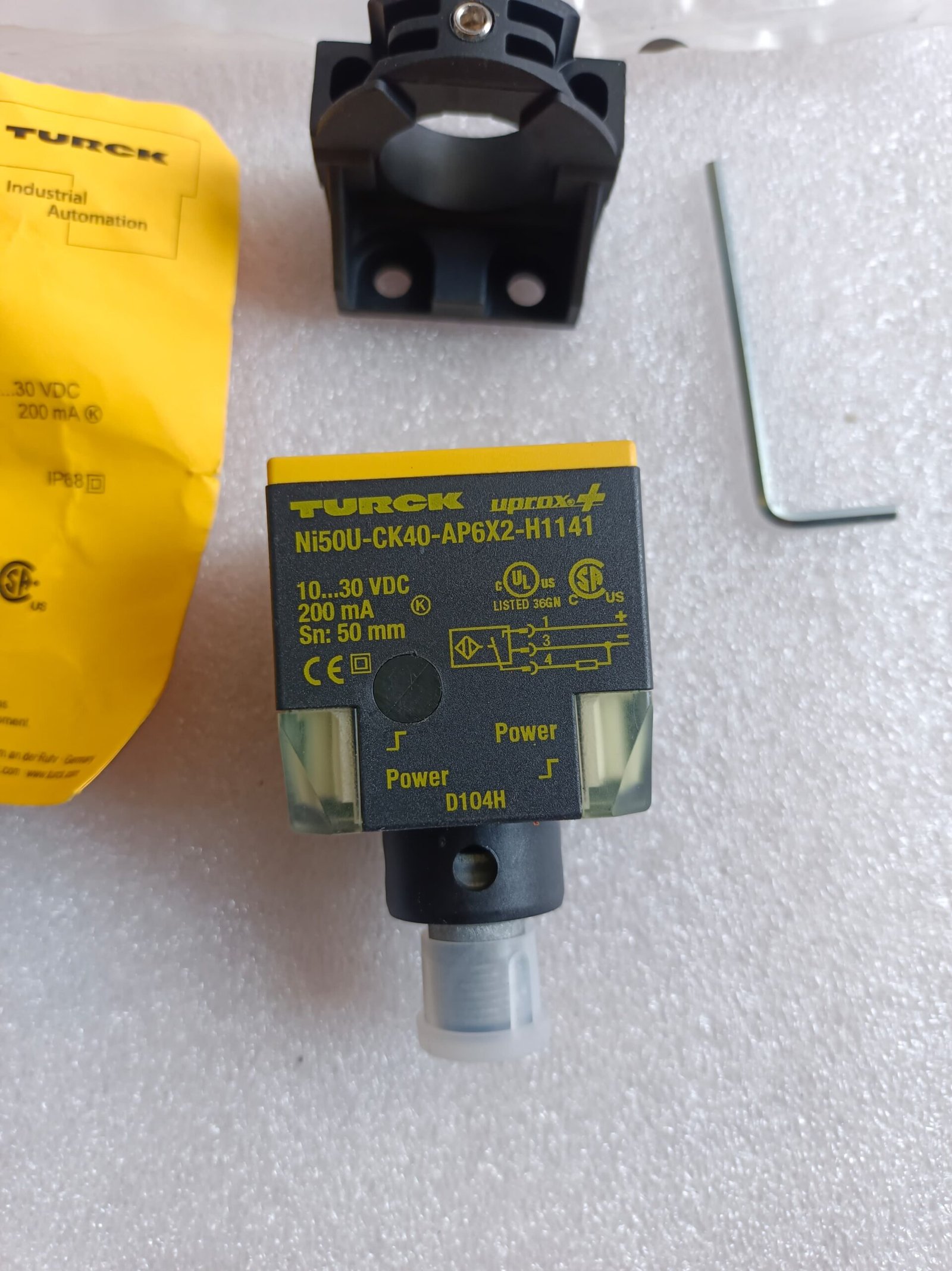 A06B-6096-H207 FANUC SERVO AMPLIFIER MODULE A06B6096H207 thumbnail 4277