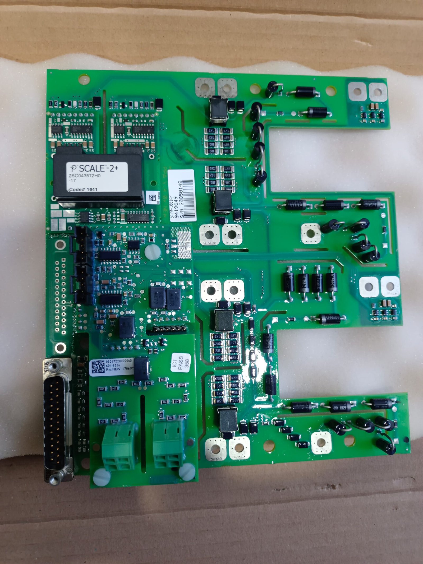 A06B-6096-H207 FANUC SERVO AMPLIFIER MODULE A06B6096H207 thumbnail 4807