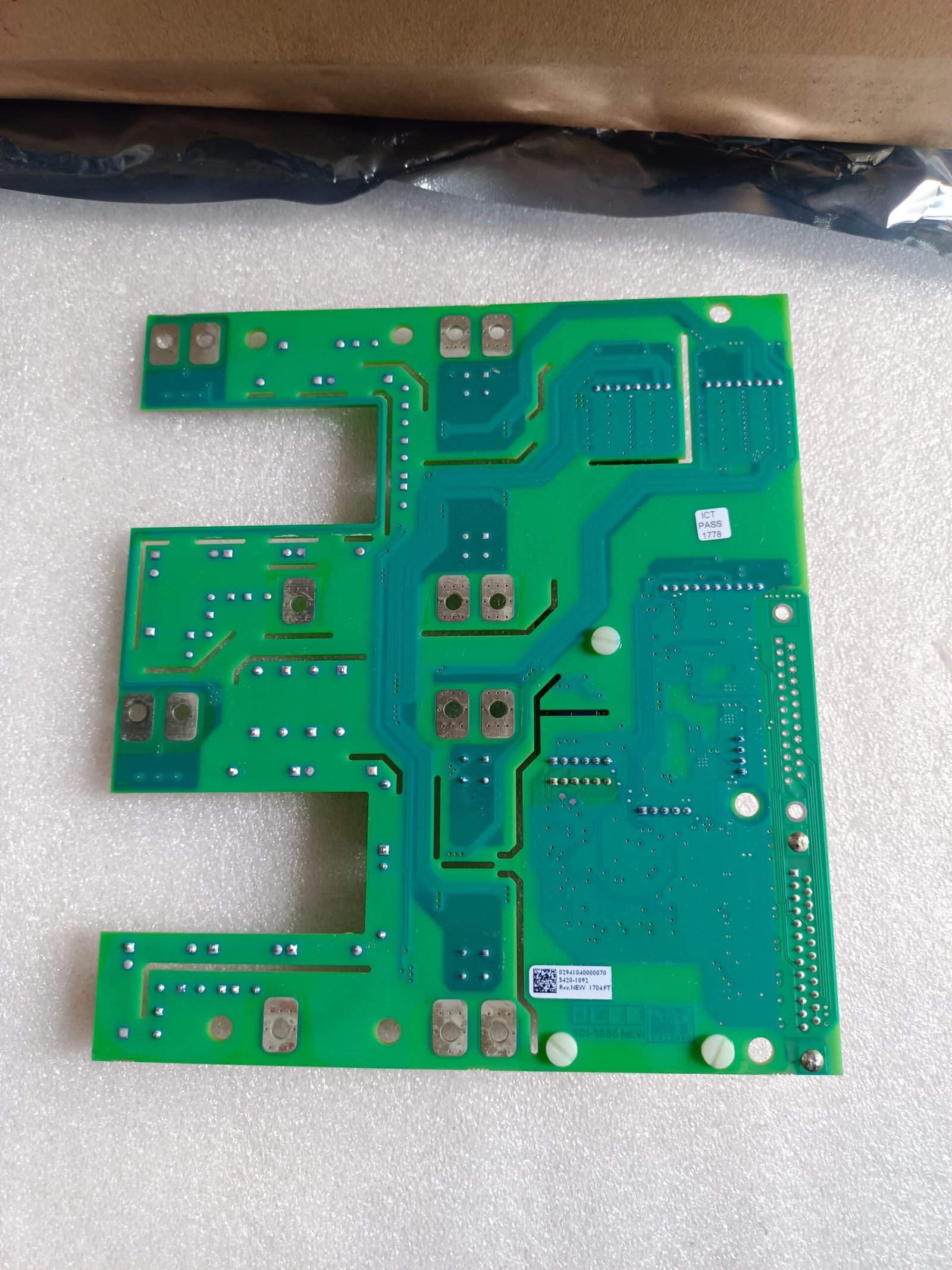 A06B-6096-H207 FANUC SERVO AMPLIFIER MODULE A06B6096H207 thumbnail 4772