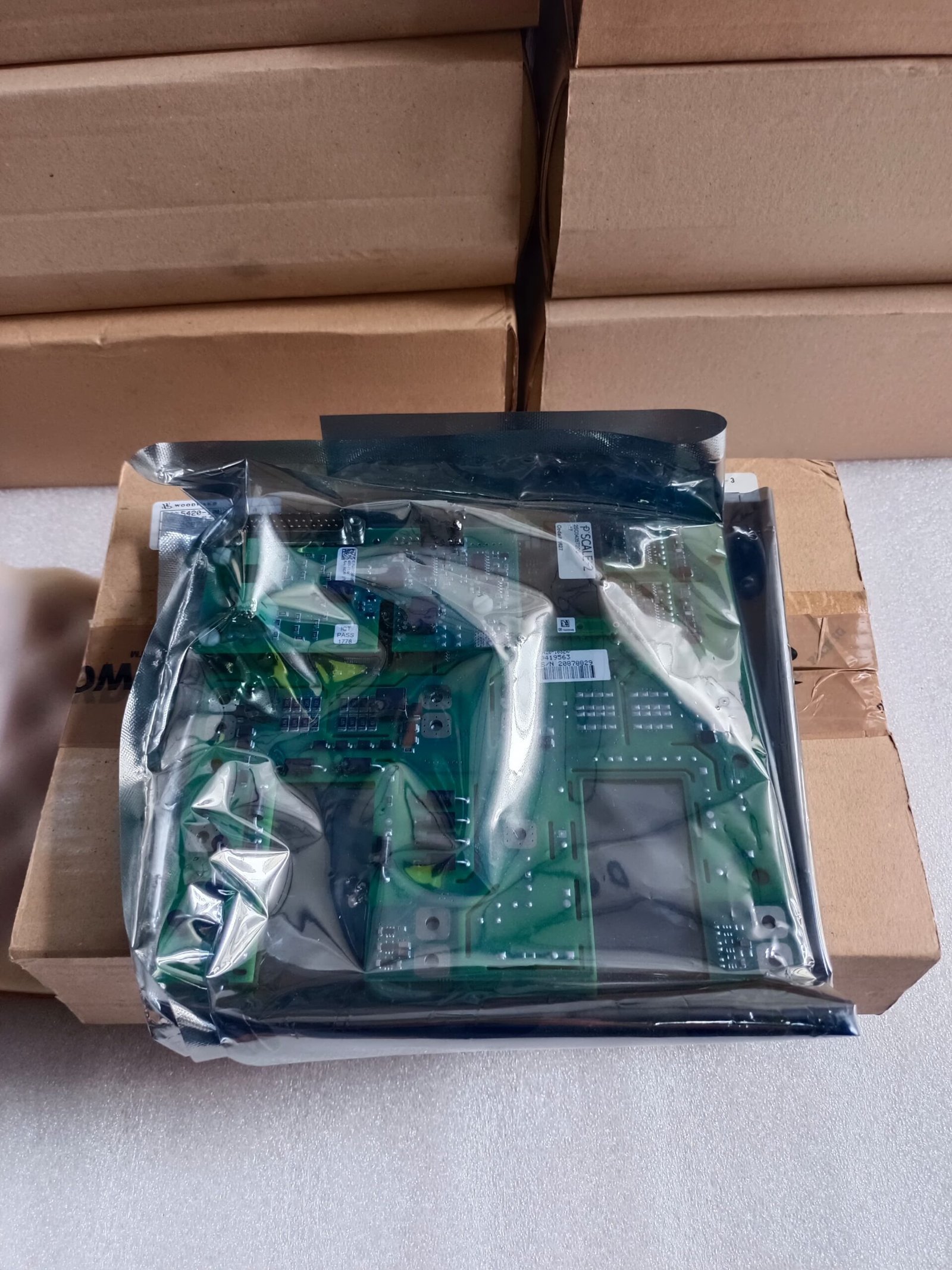 A06B-6096-H207 FANUC SERVO AMPLIFIER MODULE A06B6096H207 thumbnail 4776